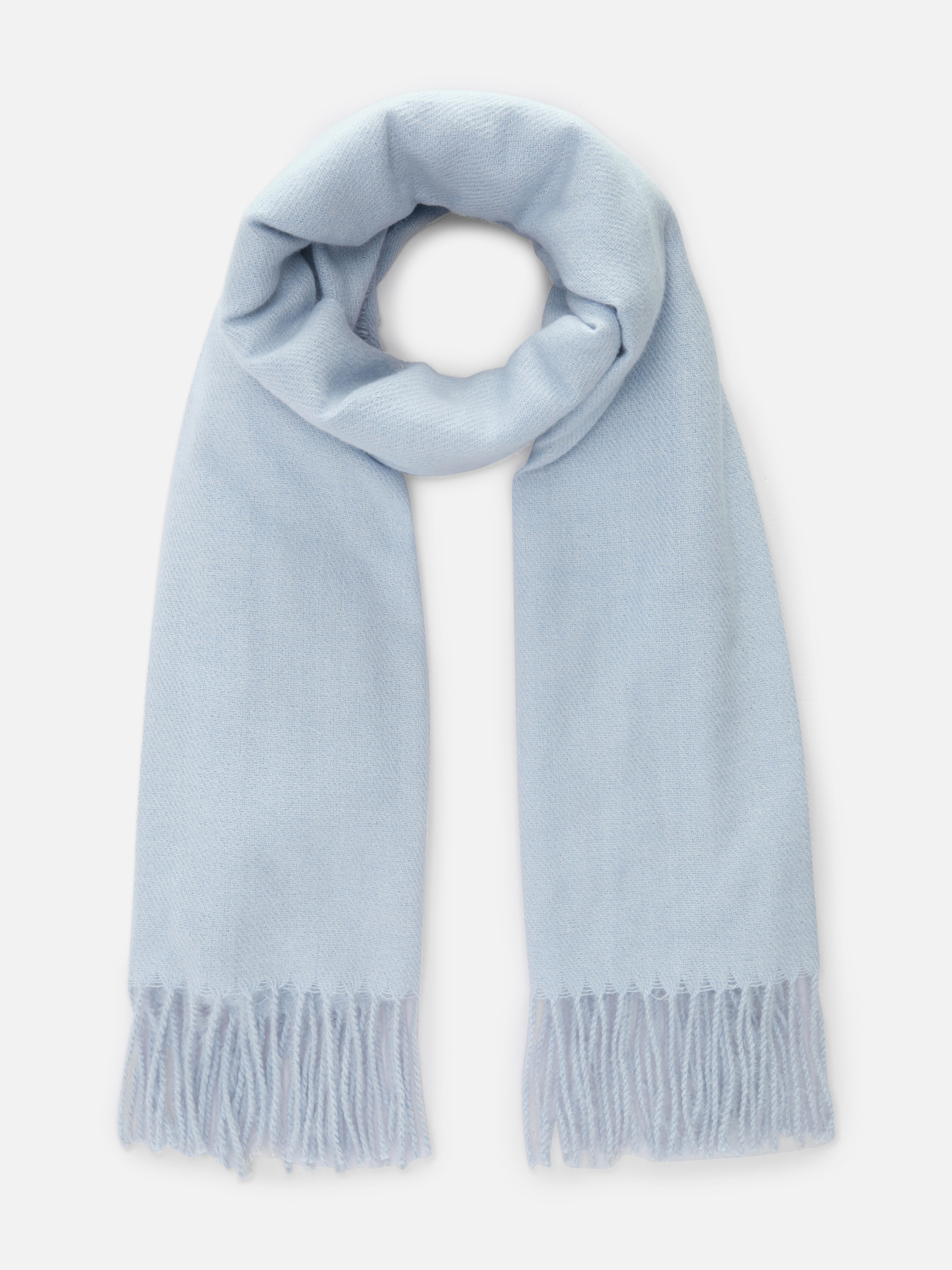 Essential Tassel Scarf