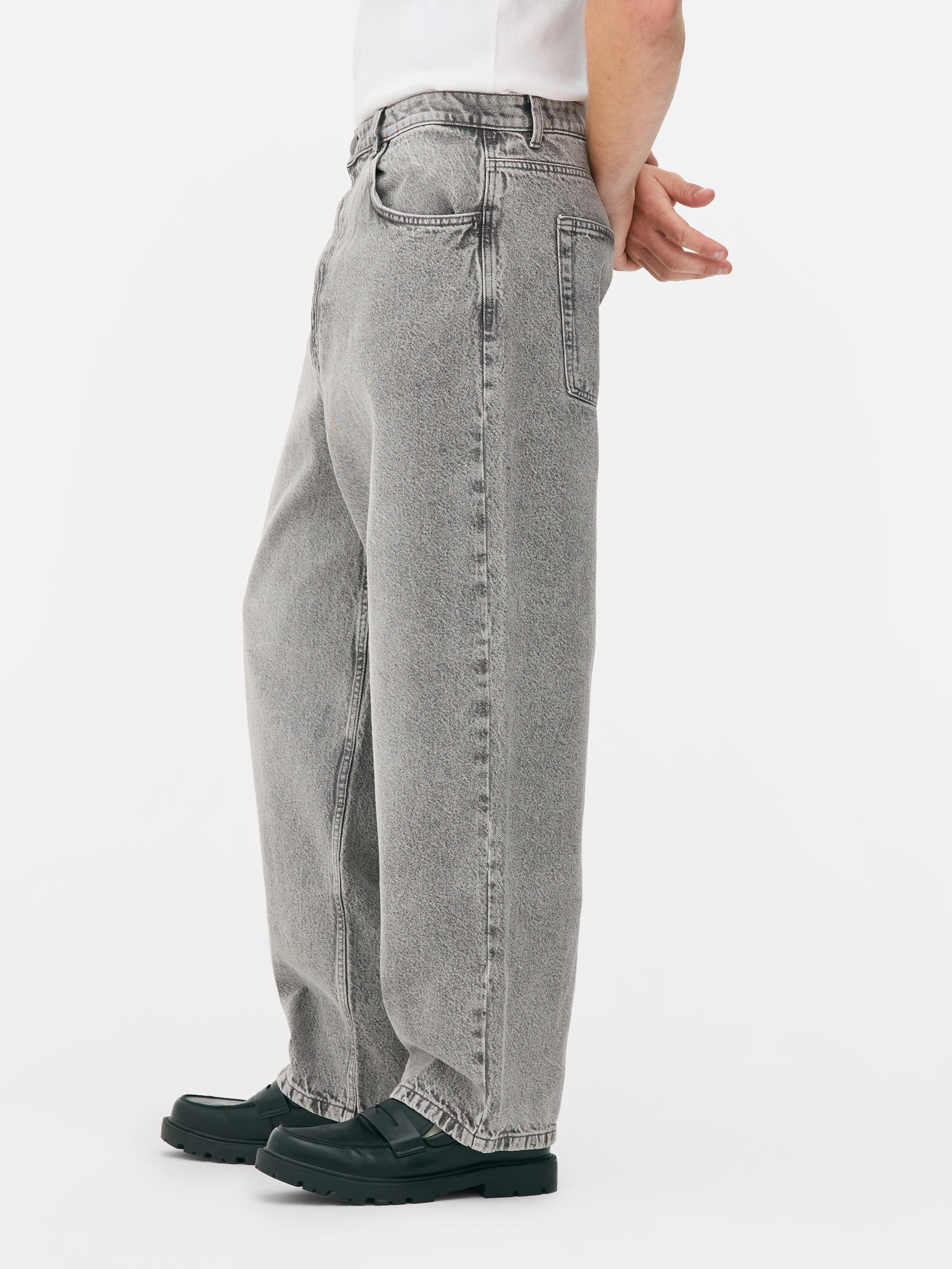 Mid-Rise Baggy Jeans