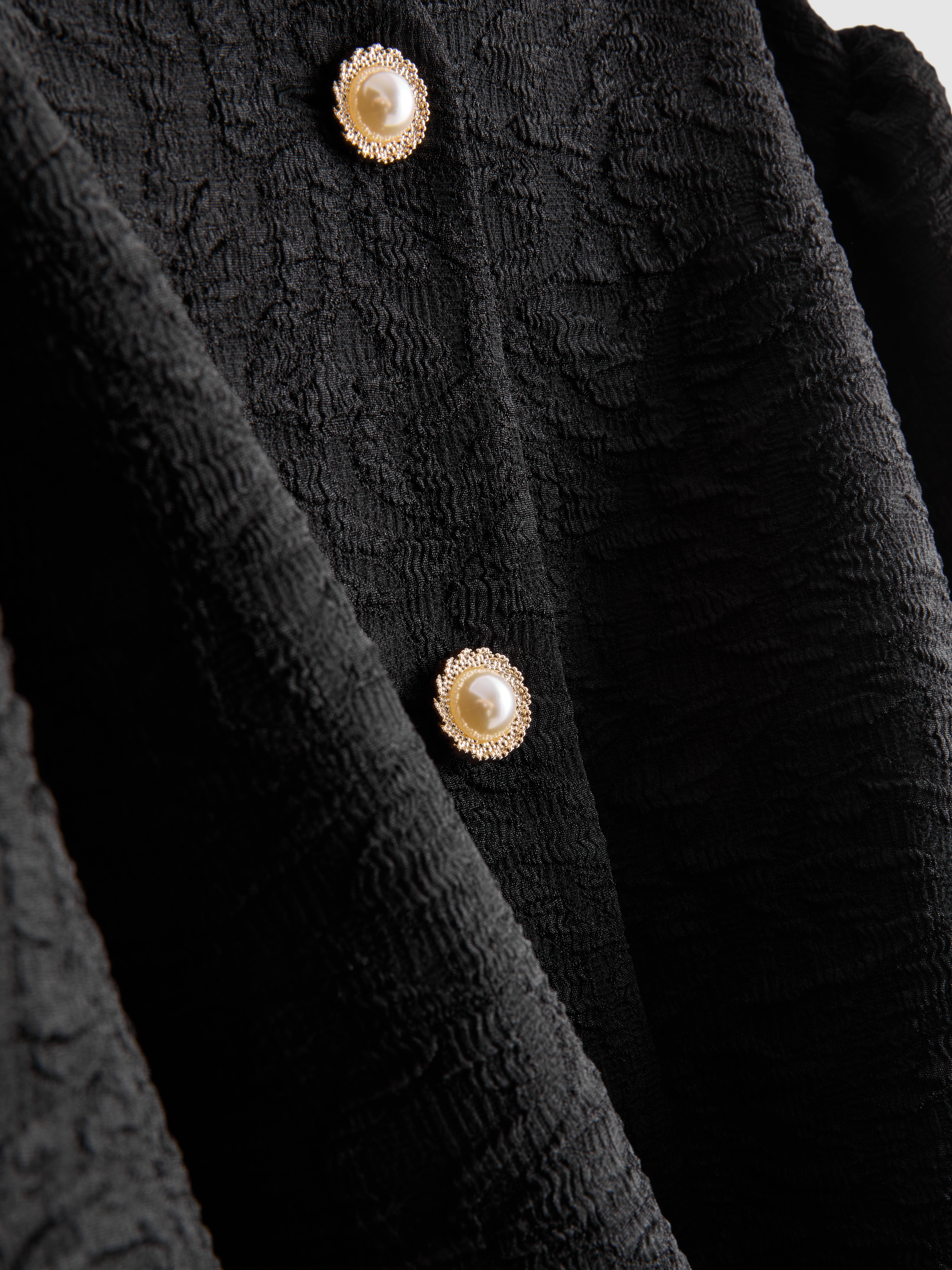 Cropped Textured Puff Sleeve Top