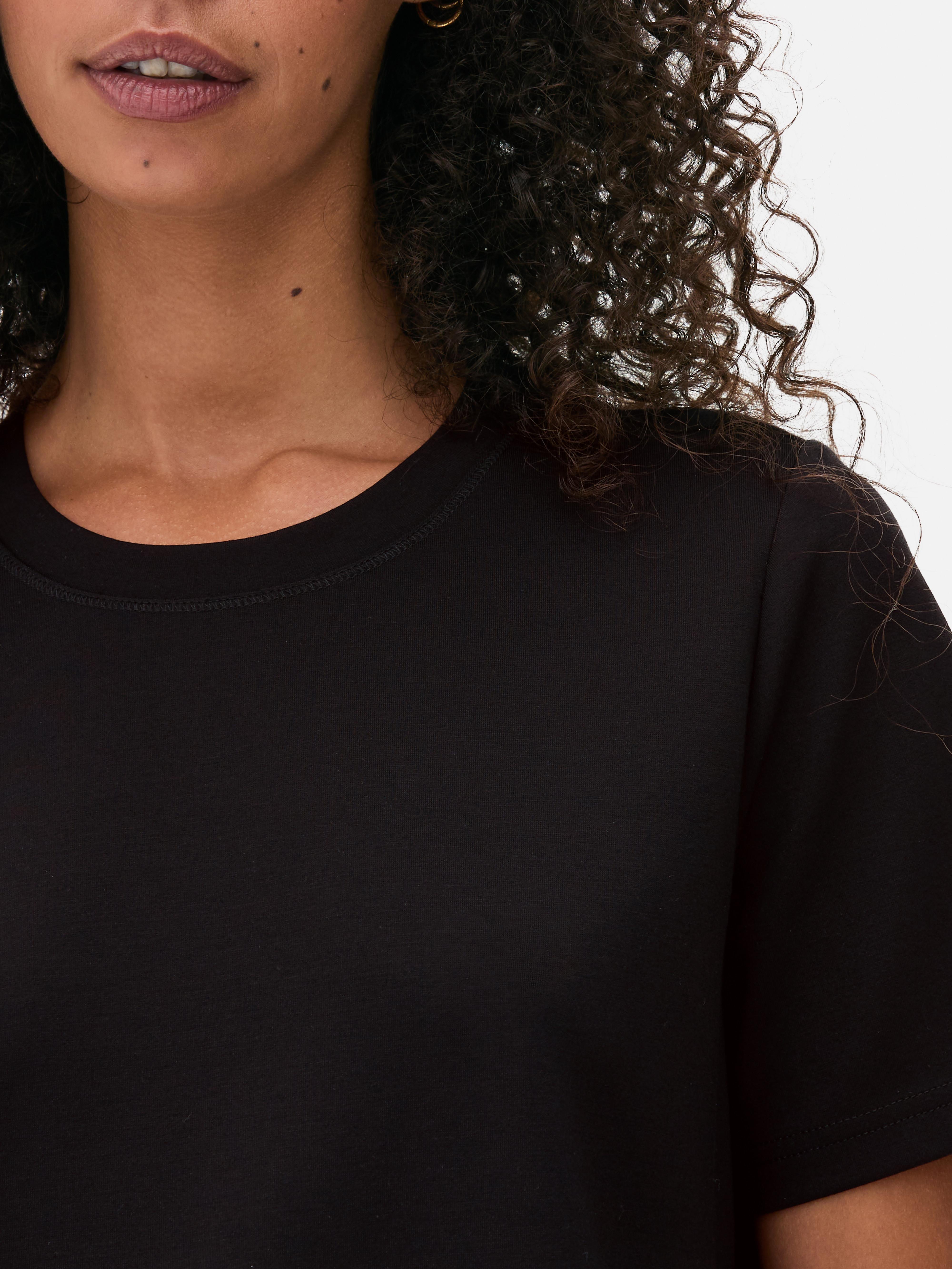 The Edit Ultimate Tee