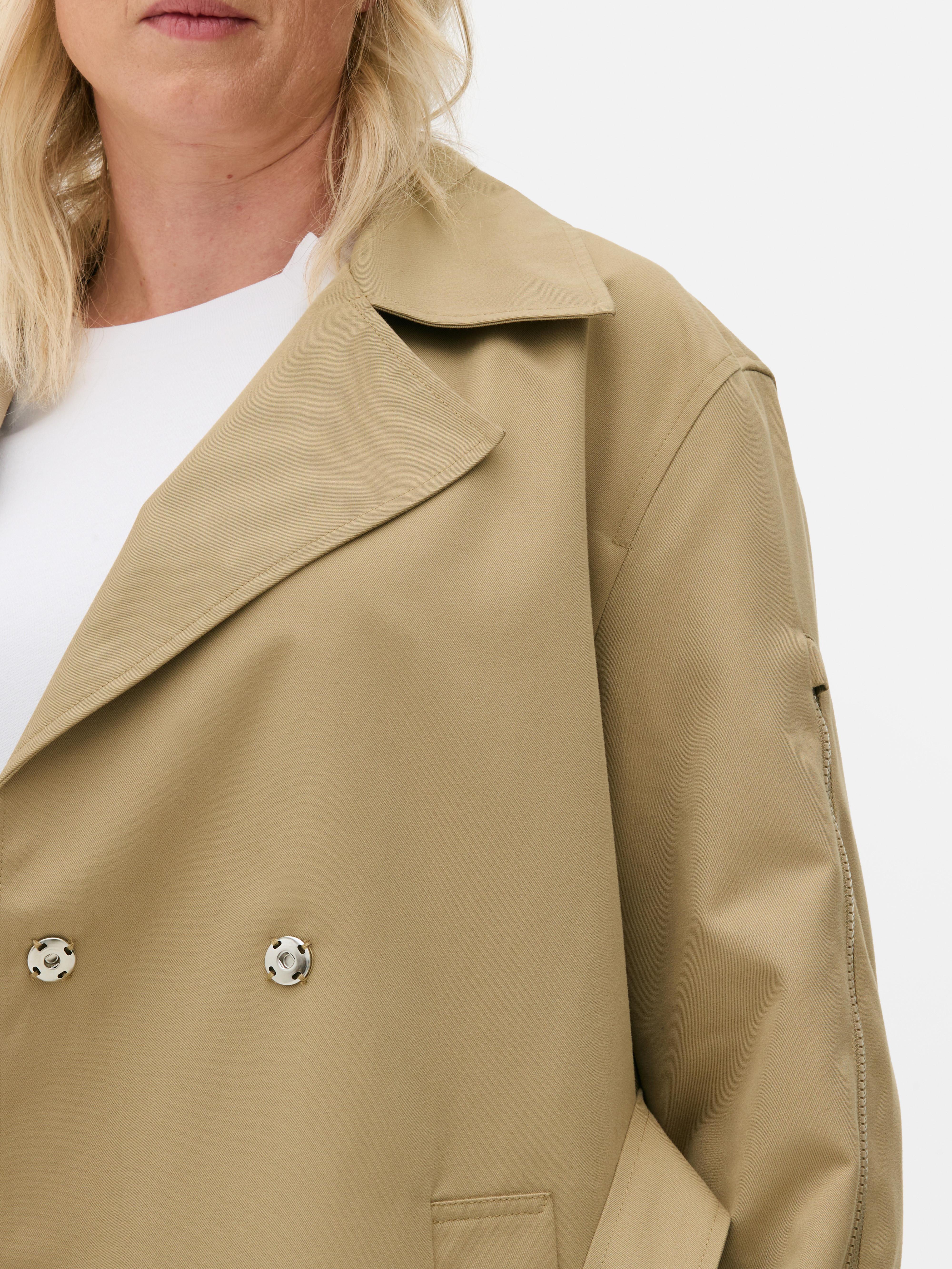 Adaptive Double-Breasted Trench