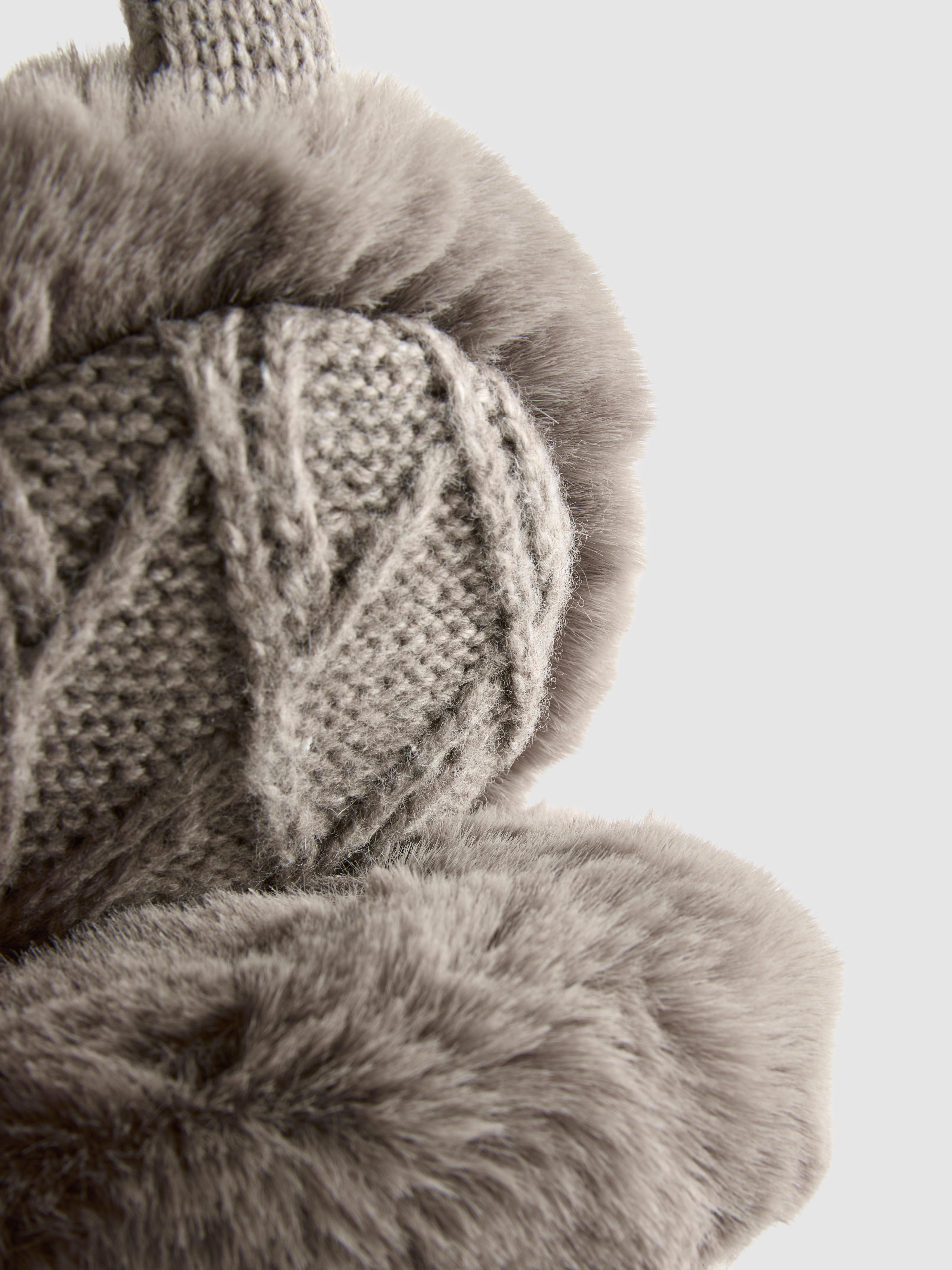 Cable Knit Earmuffs