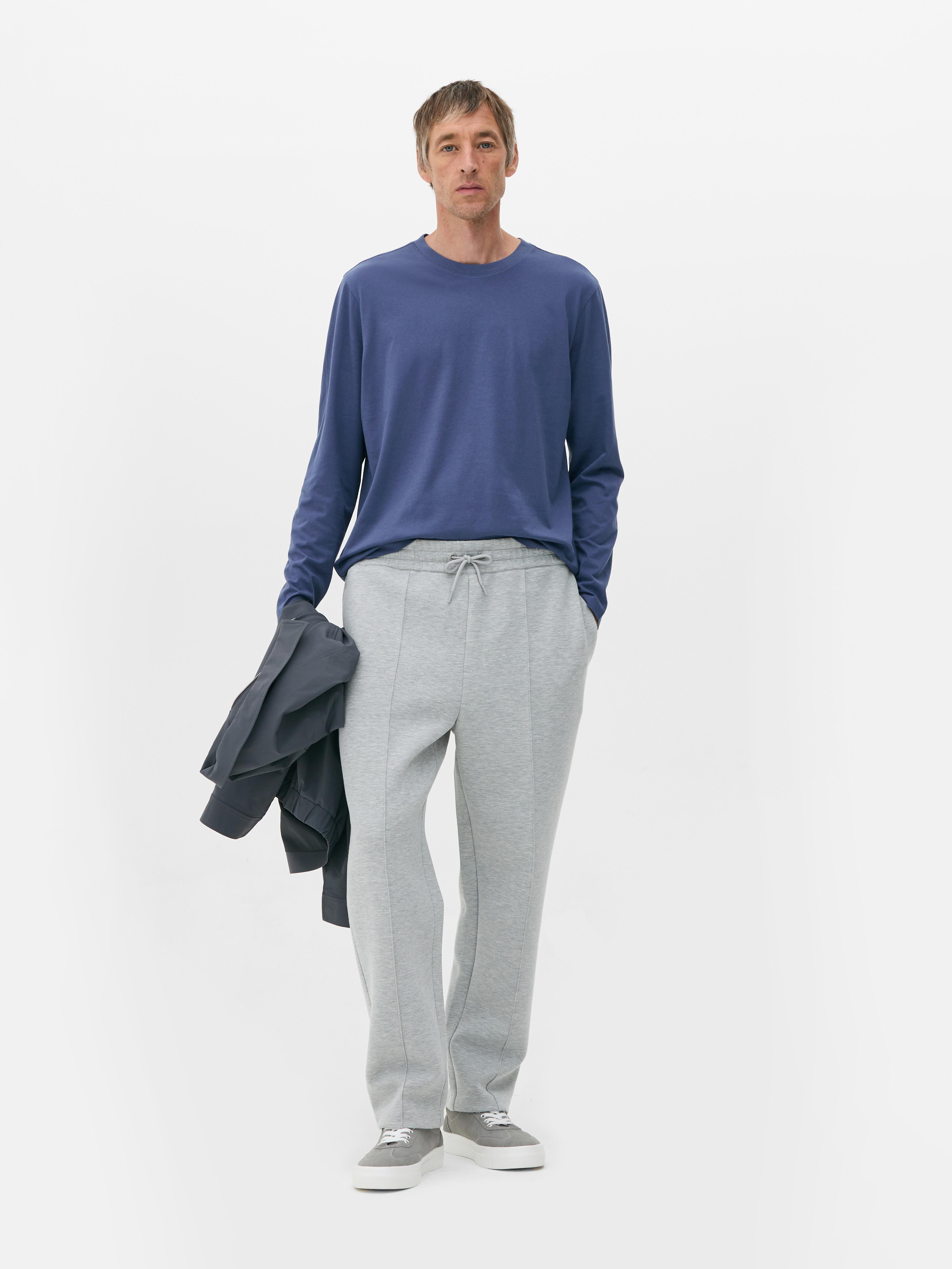 Essential Long Sleeve T-Shirt