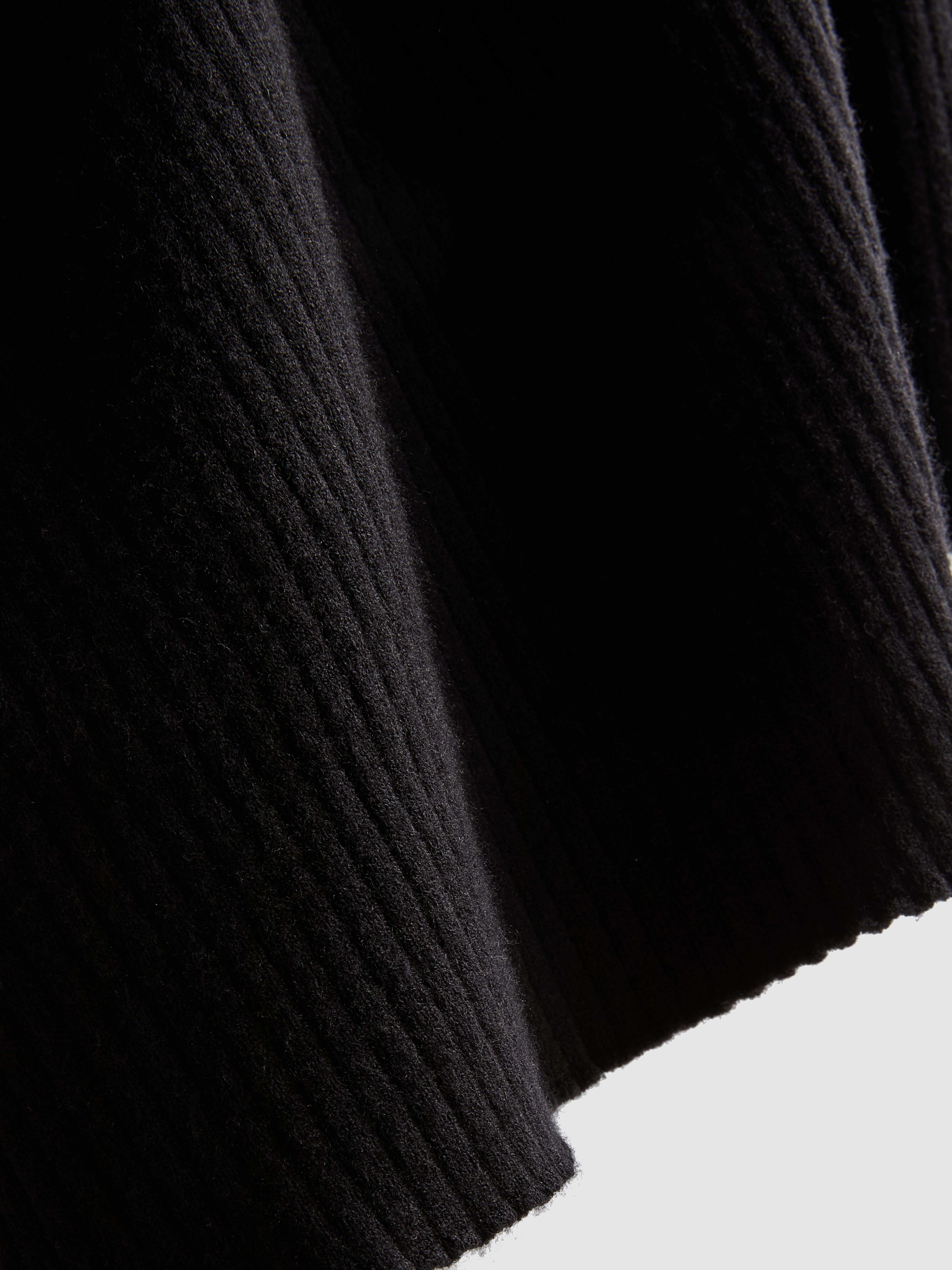 Ribbed Wrap Brooch Tank Top