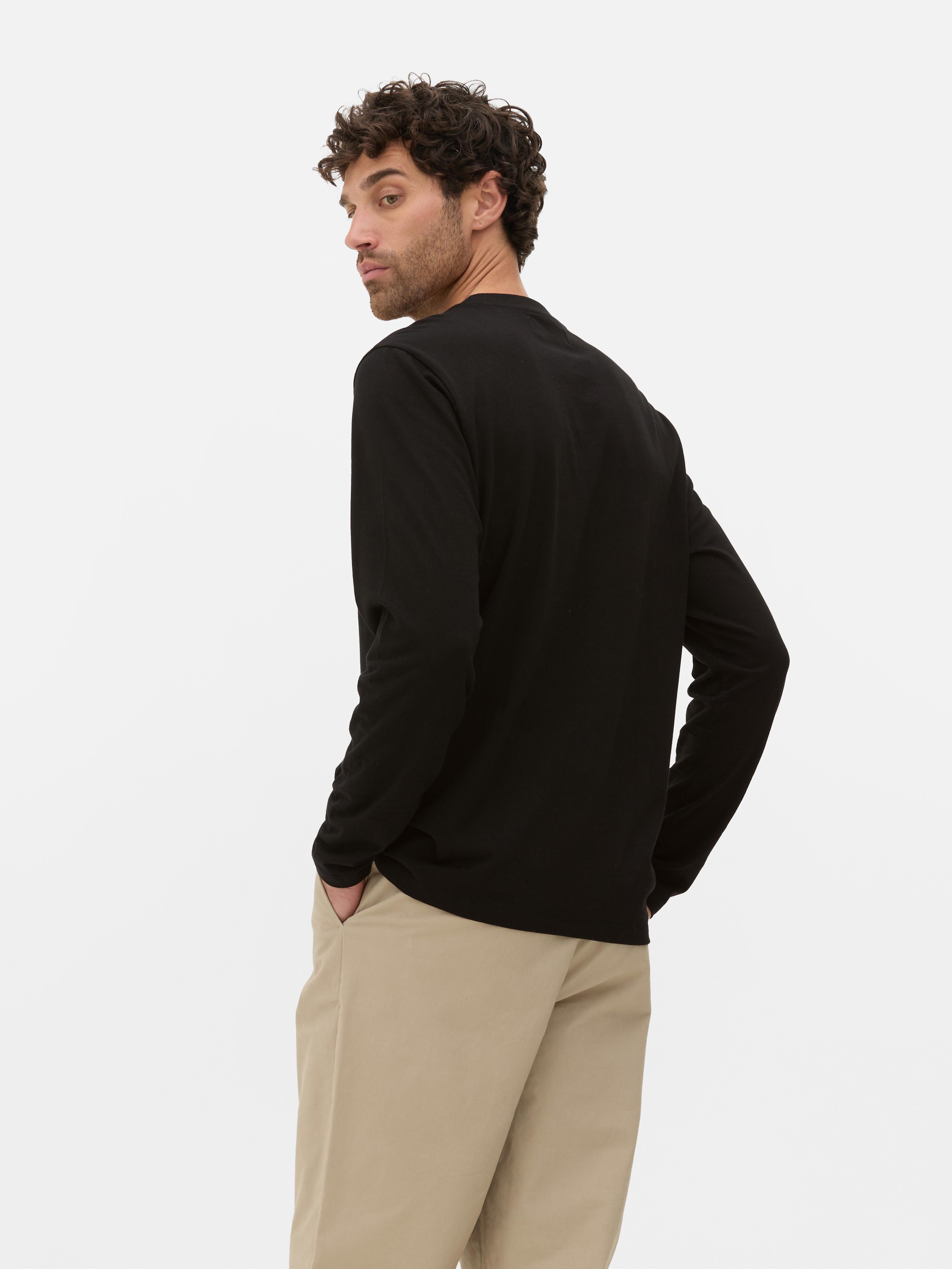 Essential Long Sleeve T-Shirt