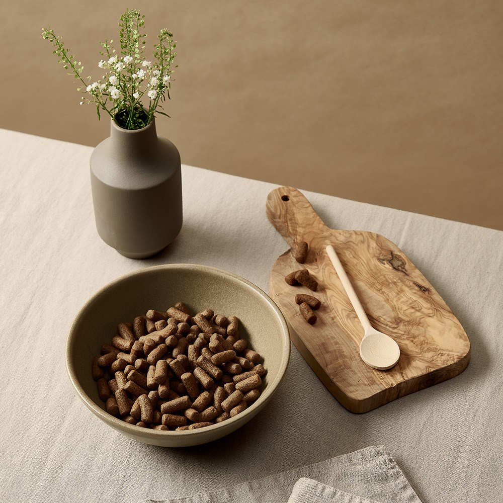 Lily & Leo Portuguese Stoneware Muscovado Pet Bowl