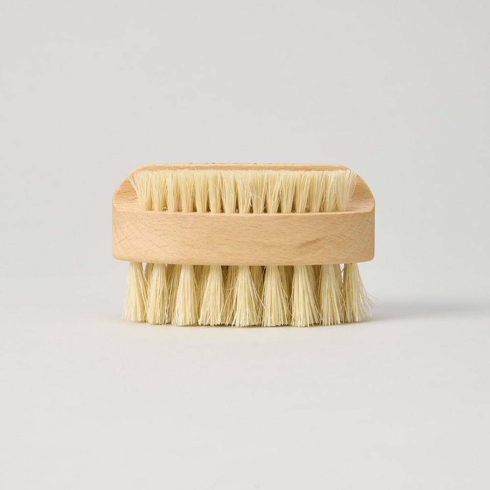 Lily & Leo Luxury Nail & Claw Brush