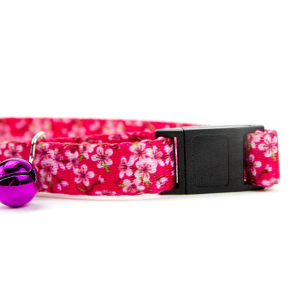 Great & Small Blossom Pink Cat Collar