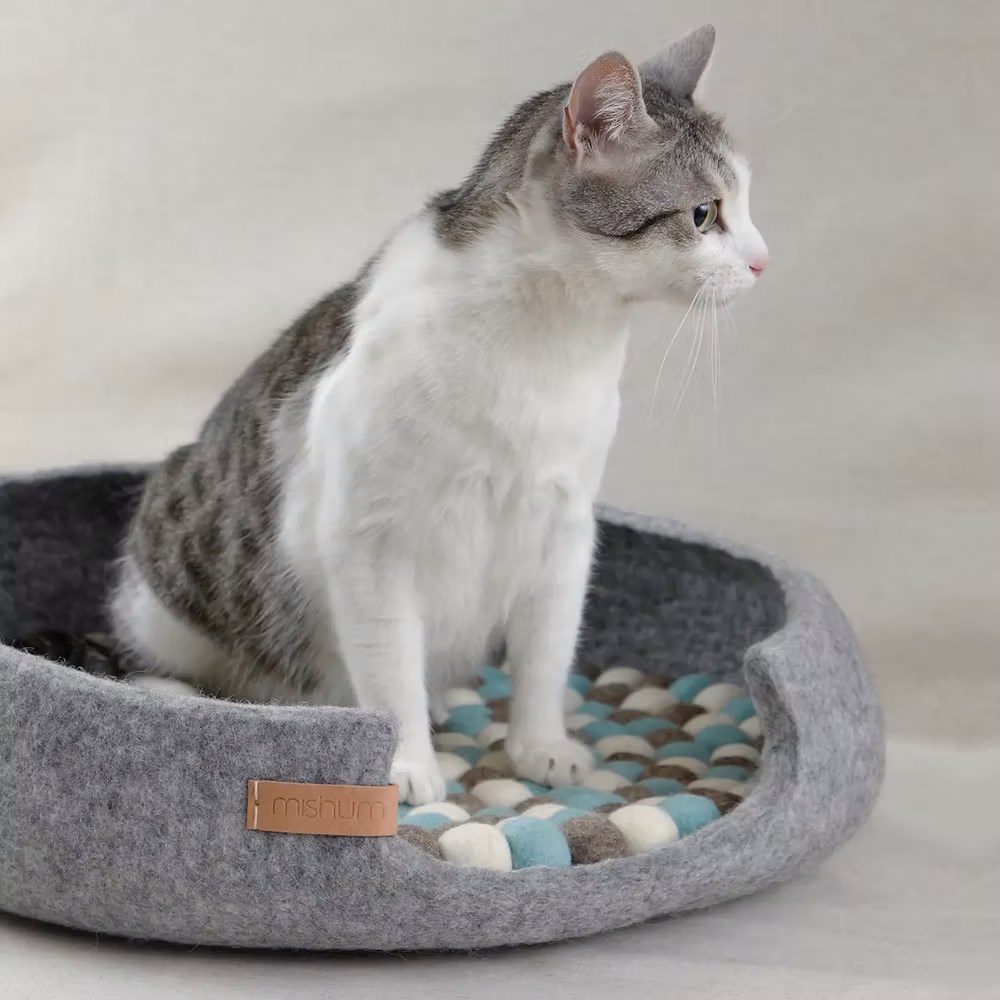 Mishum Simona Silver & Blue Cat Bed
