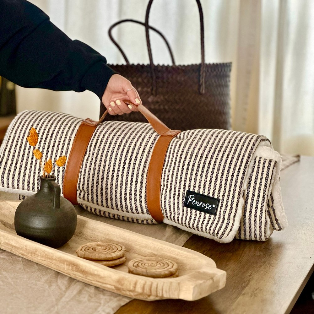 Great & Small Penrose Soft Travel Bed & Pillow