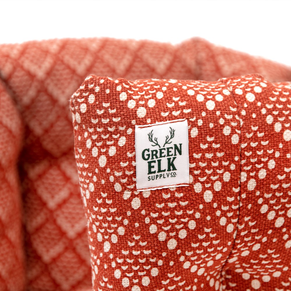 Green Elk Cuddle Pet Bed