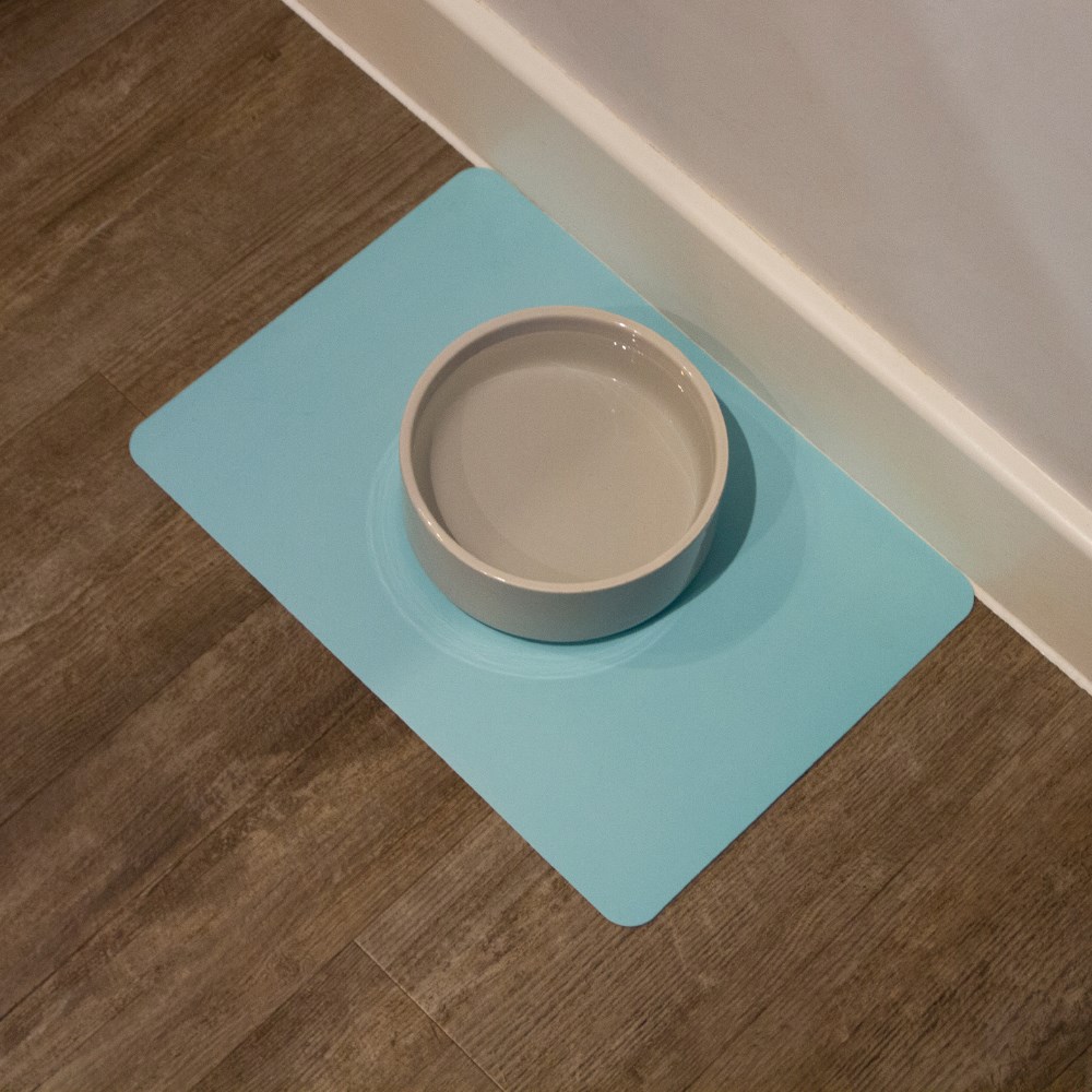 Great & Small Basic Food Pet Mat Pastel