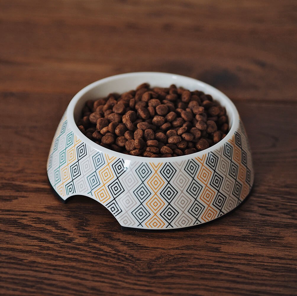 Great & Small Cream Diamond Melamine Pet Bowl