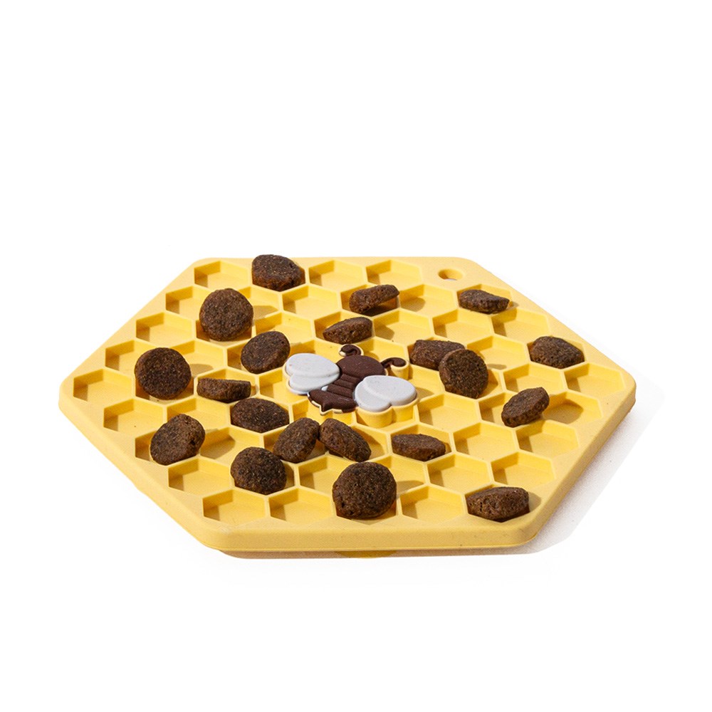 Great & Small Slow Down Bee Hive Silicon Snack Pad