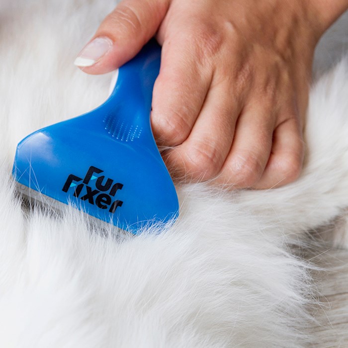 Great & Small FurFixer Deshedding Brush for Long Hair