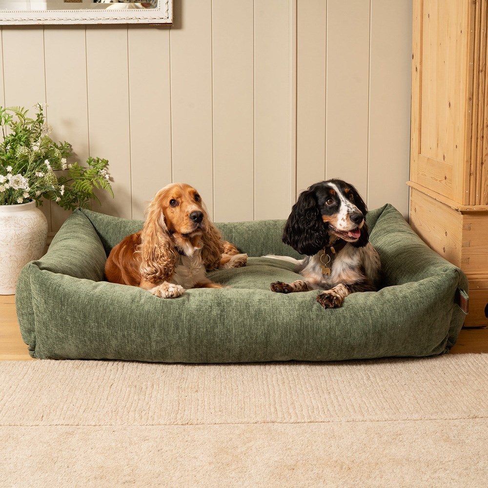 Fantail Basket Snug Mellow Emerald Green Dog Bed