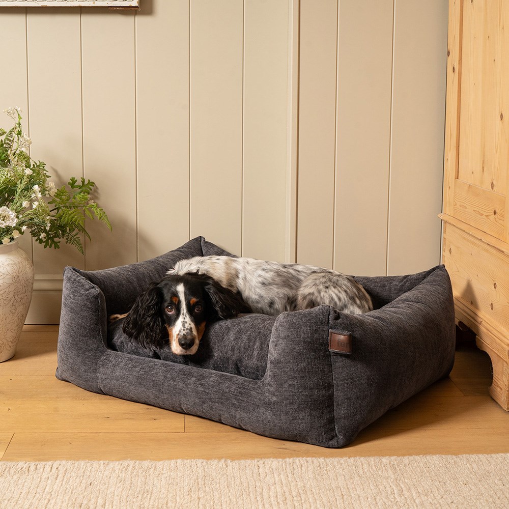 Fantail Basket Snooze Mellow Smoke Grey Dog Bed