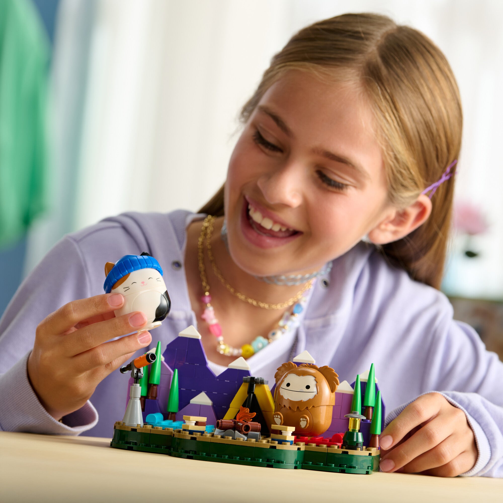 Squishmallows Benny and Cam's Outdoor Adventure Building Set