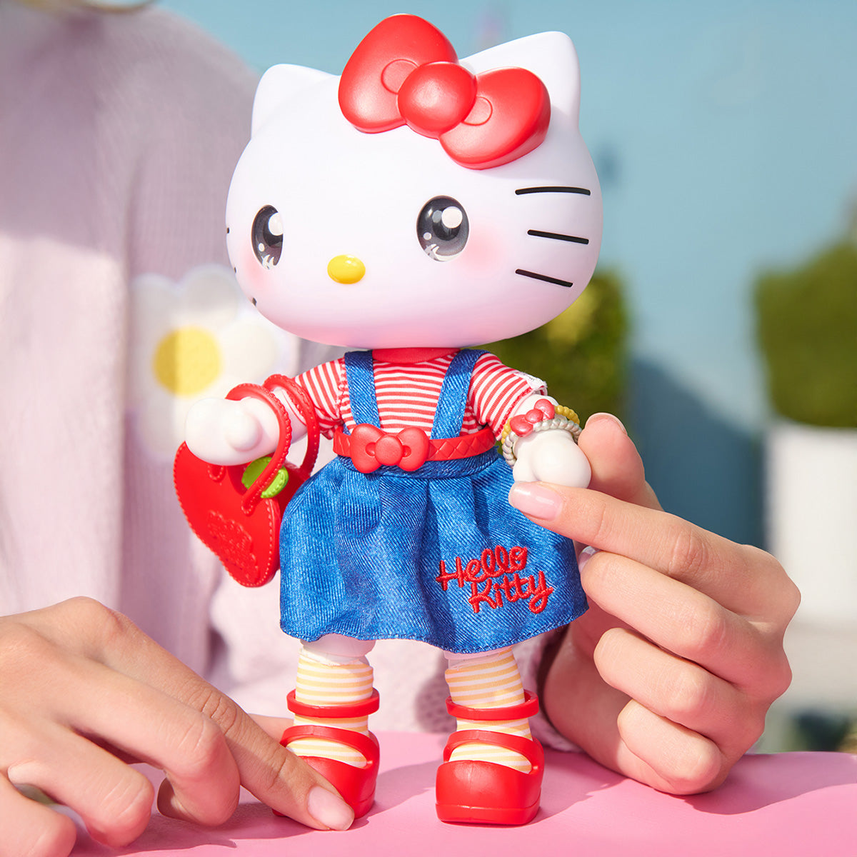 Hello Kitty and Friends Premier 8-Inch Classic Hello Kitty Articulated Figure