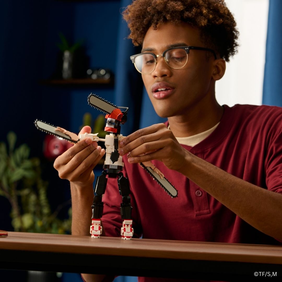 Chainsaw Man Action Figure Building Set