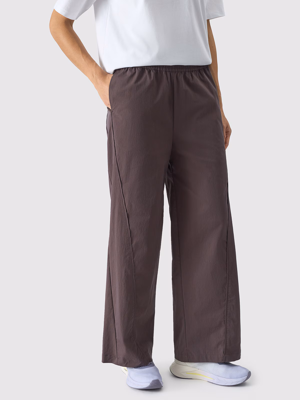 Spodnie casual z szerokimi nogawkami damskie - brązowe