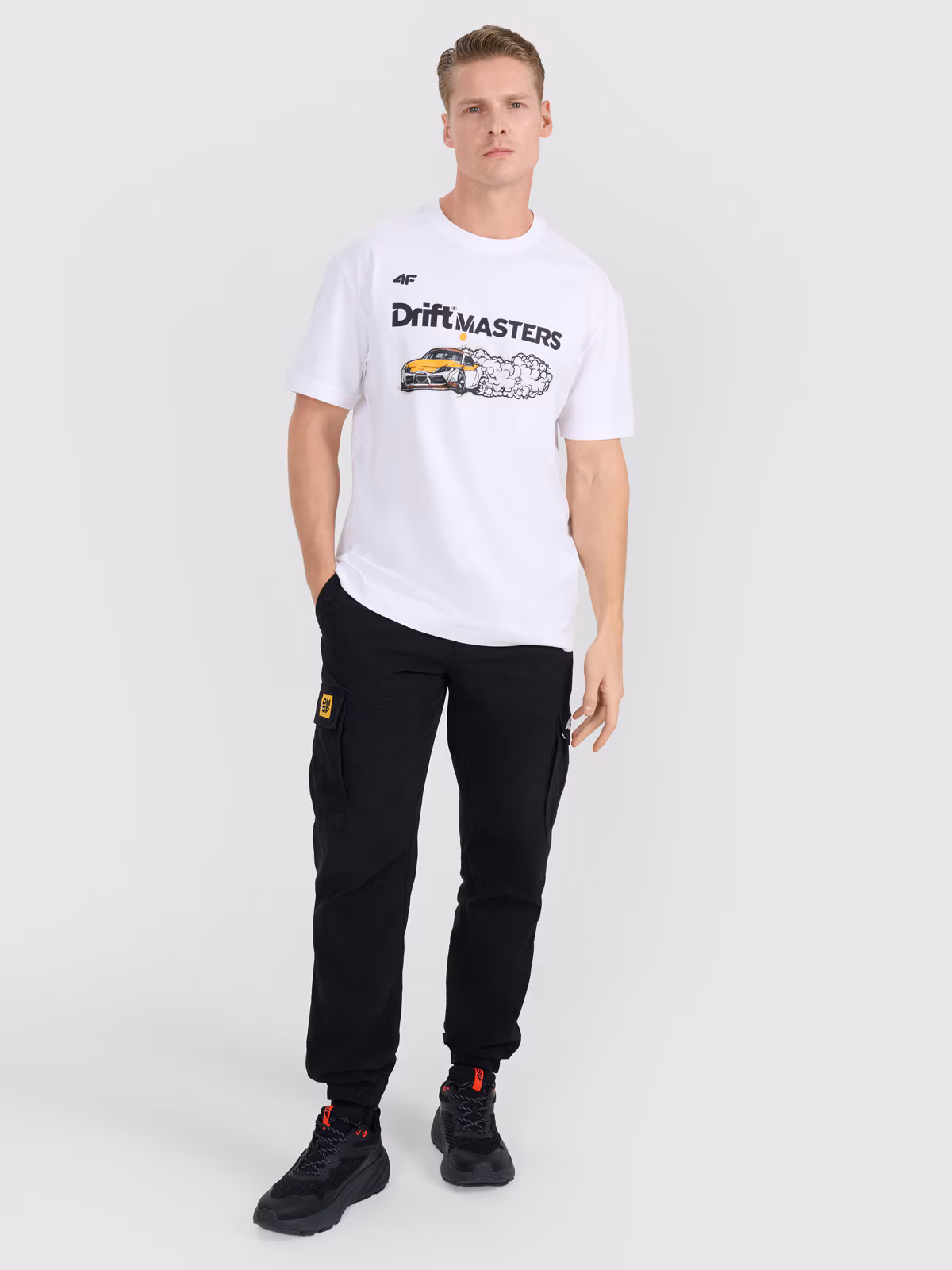 T-shirt regular z nadrukiem uniseks 4F x Drift Masters - biały