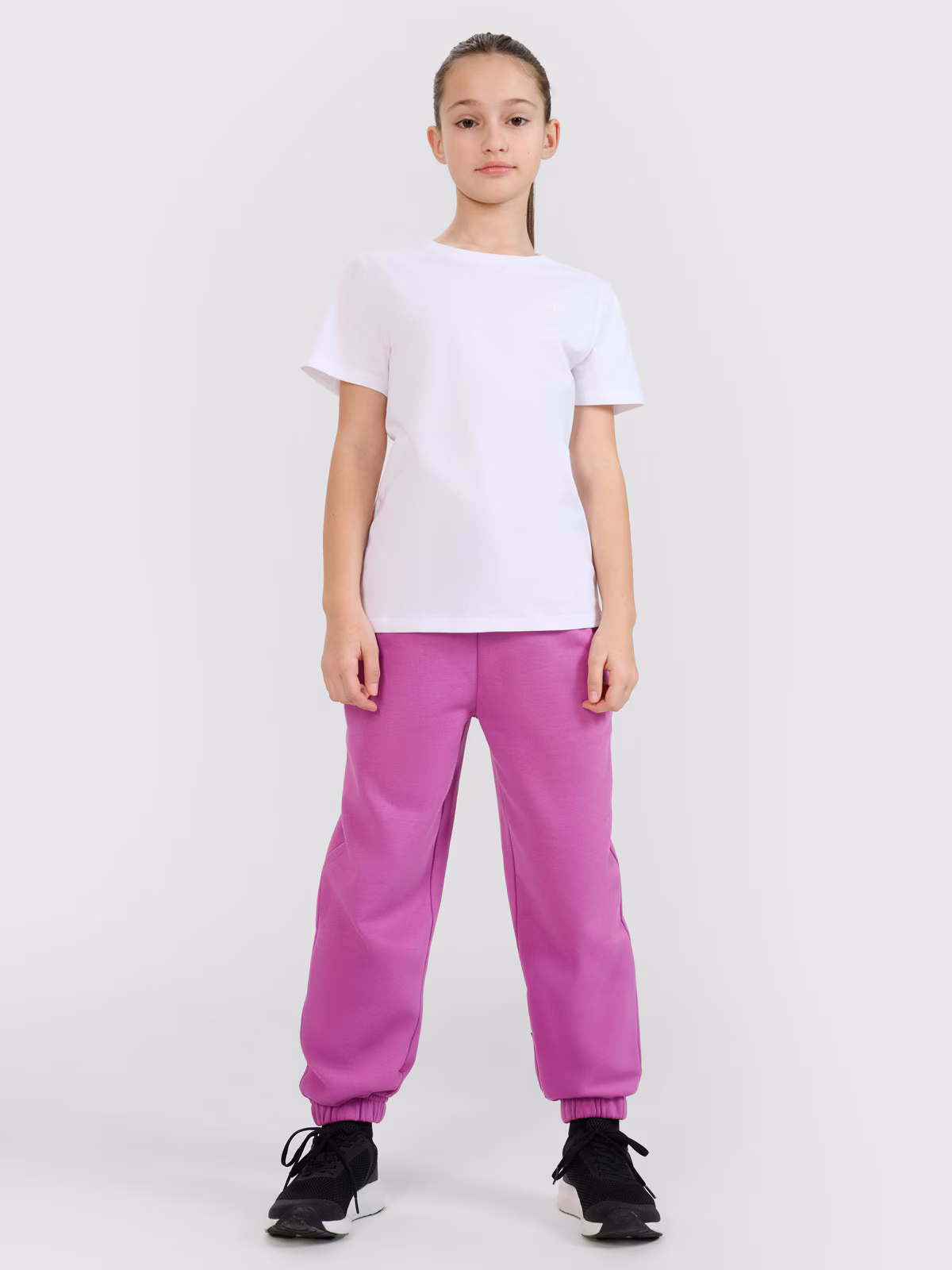 T-shirt regular gładki dziewczęcy - szary