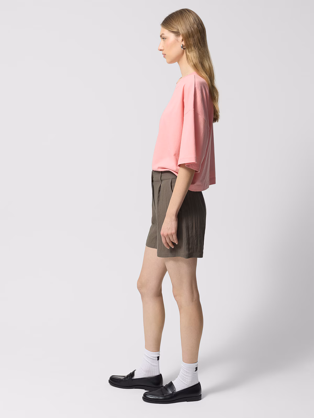 Spodenki casual damskie Outhorn - beżowe