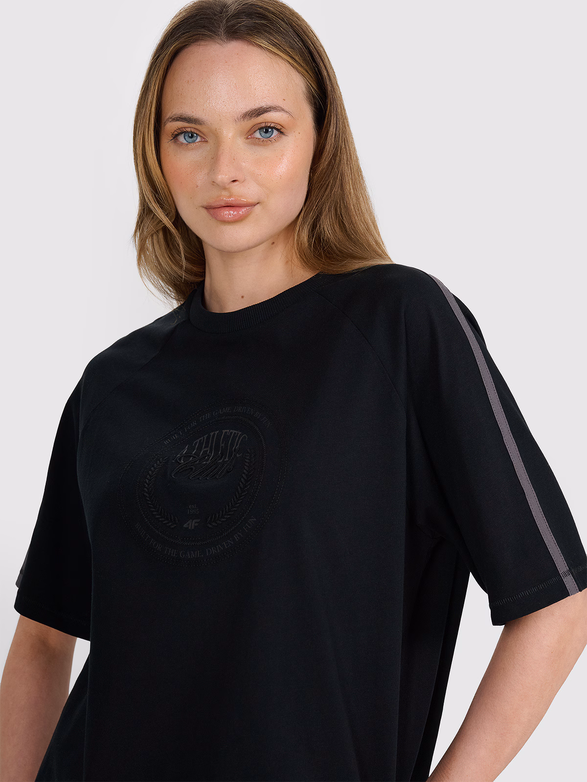 T-shirt oversize z nadrukiem damski - czarny