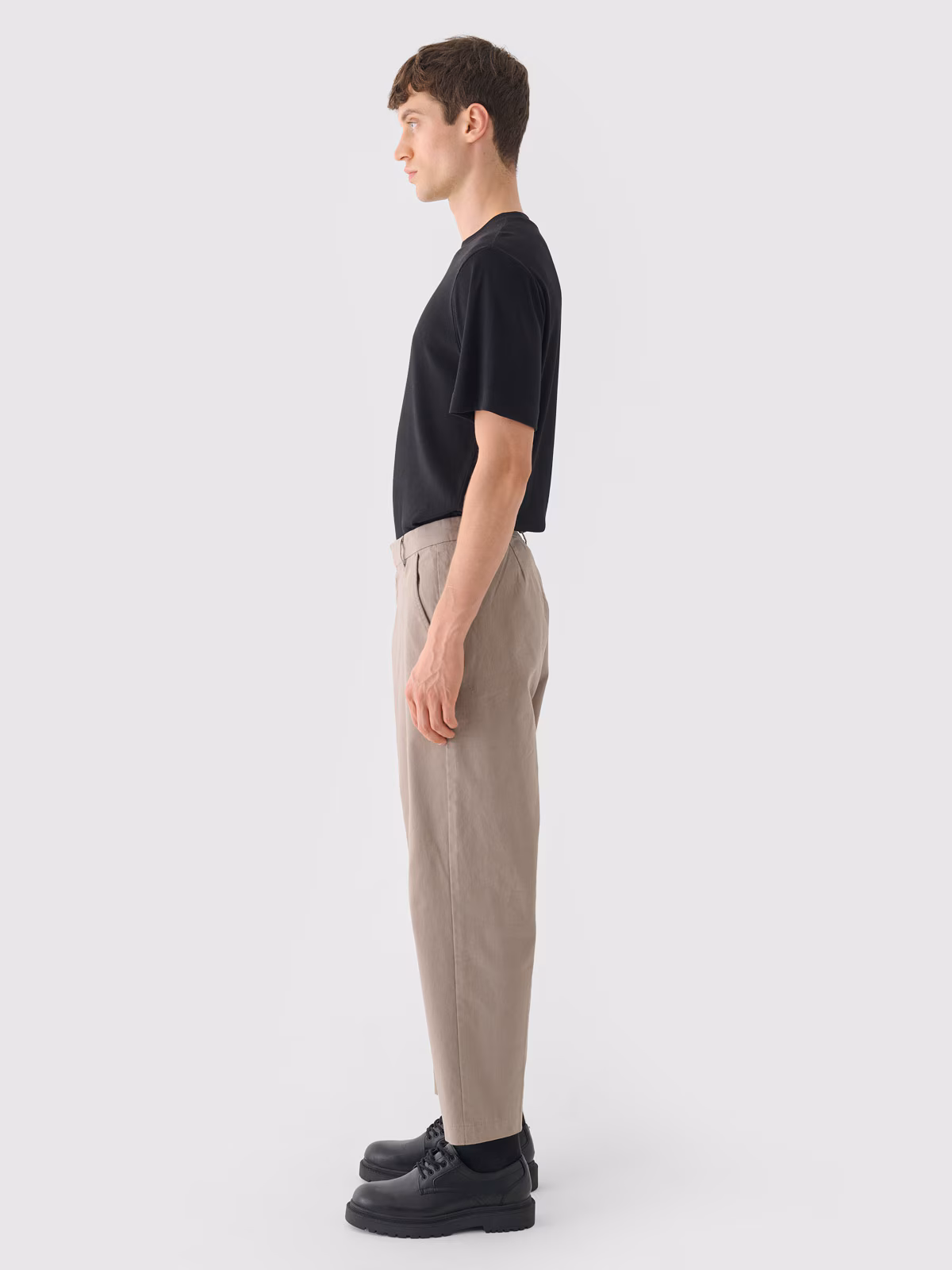 Spodnie tkaninowe męskie Outhorn - czarne