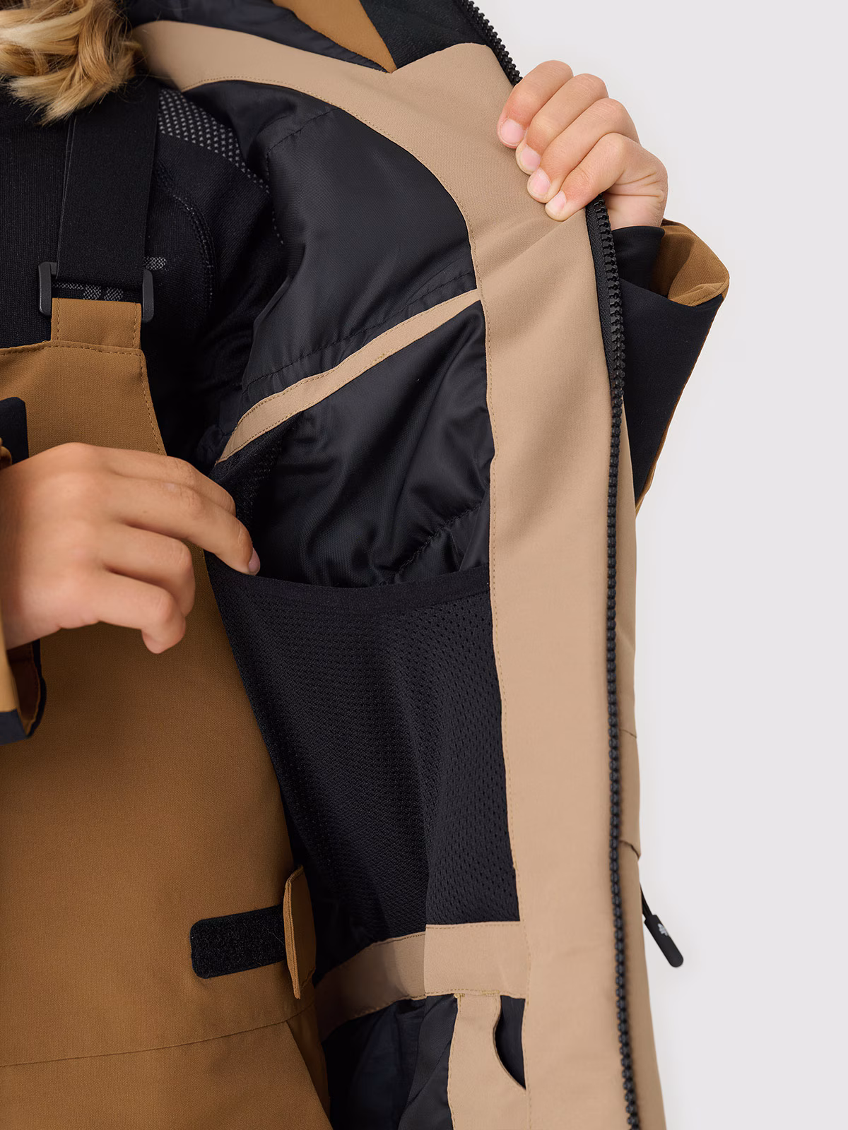 Kurtka snowboardowa membrana 10000 chłopięca - brązowa