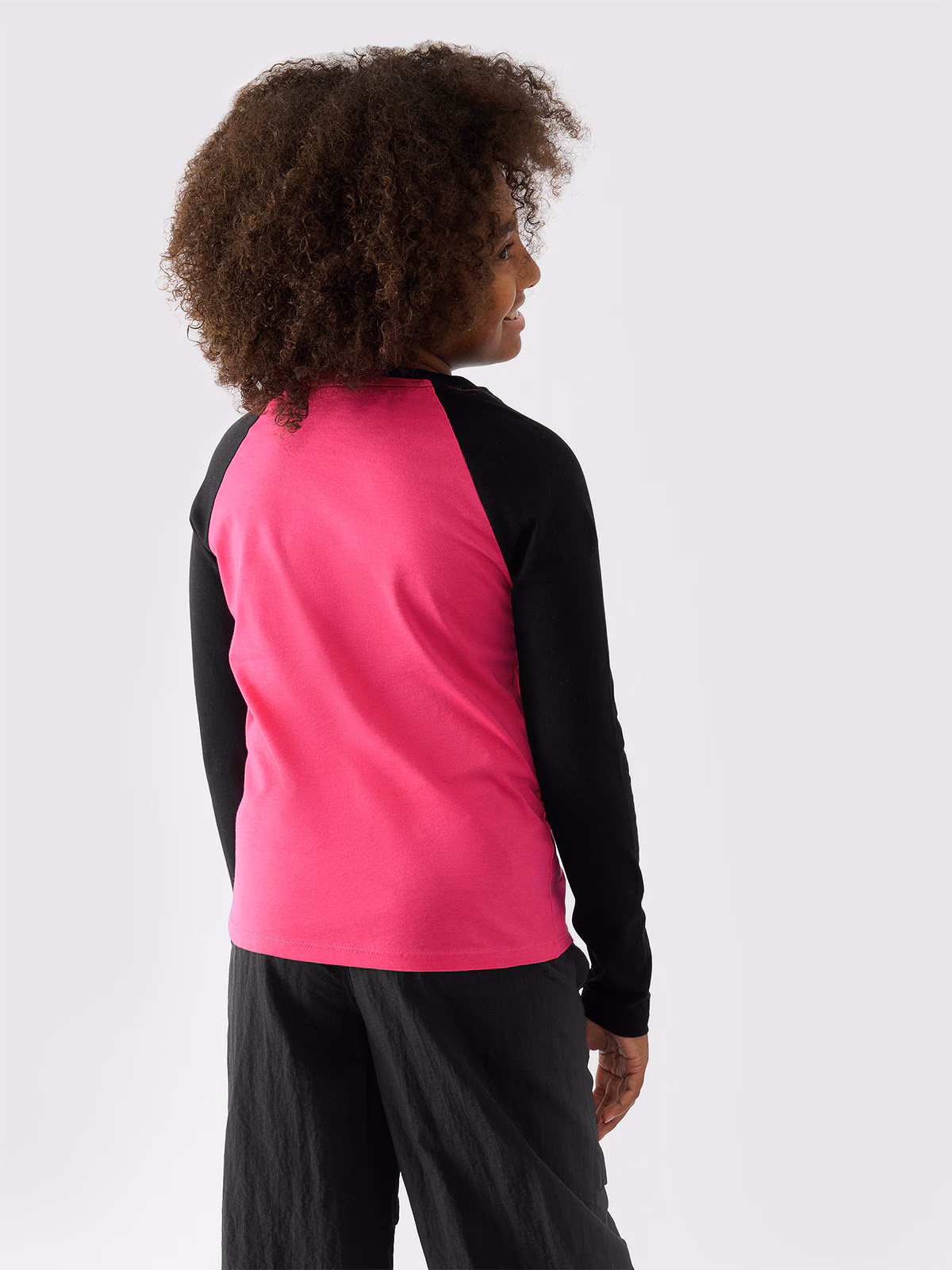 Longsleeve regular gładki dziewczęcy - różowy