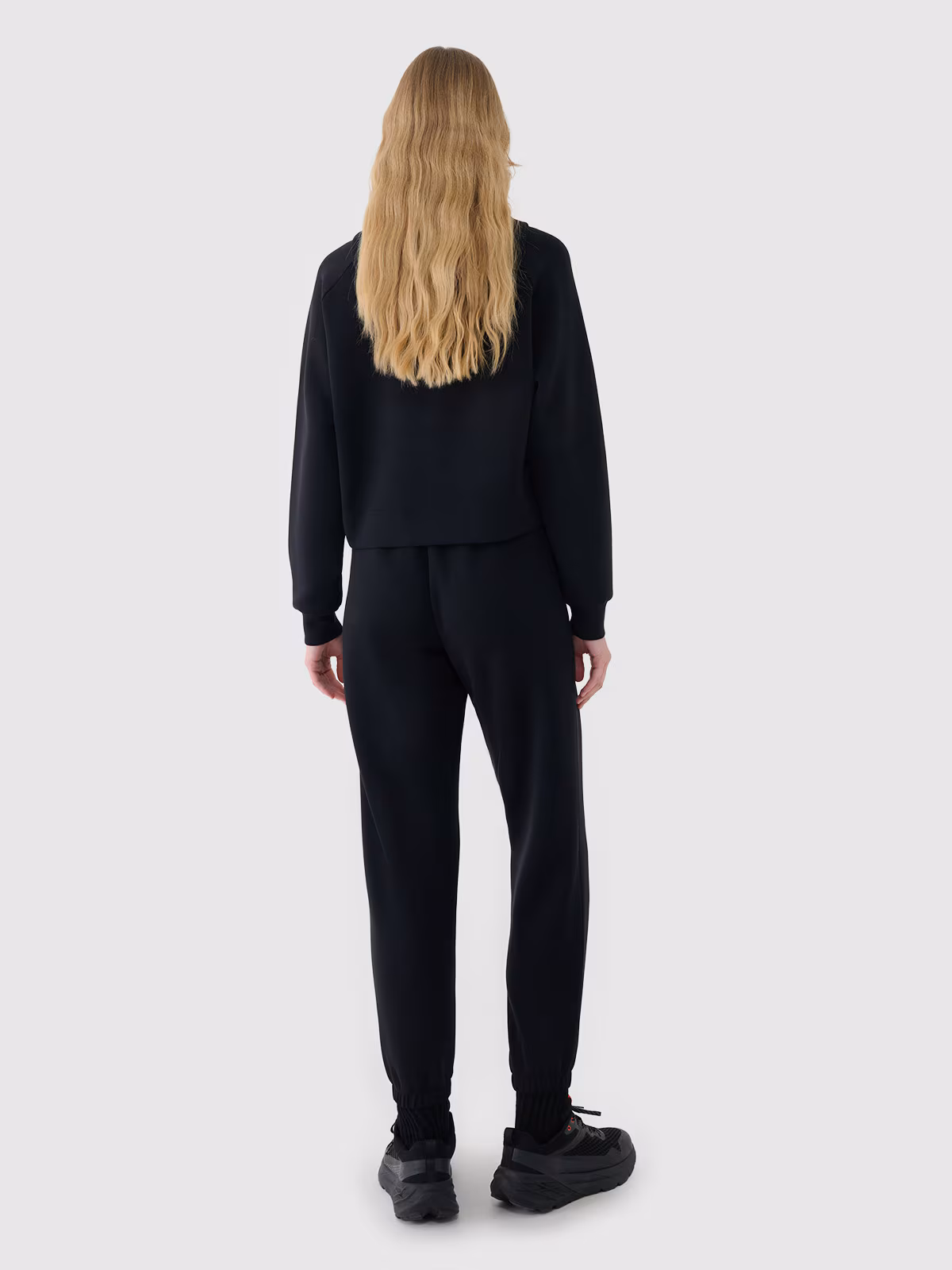 Spodnie dresowe joggery z modalem damskie - beżowe