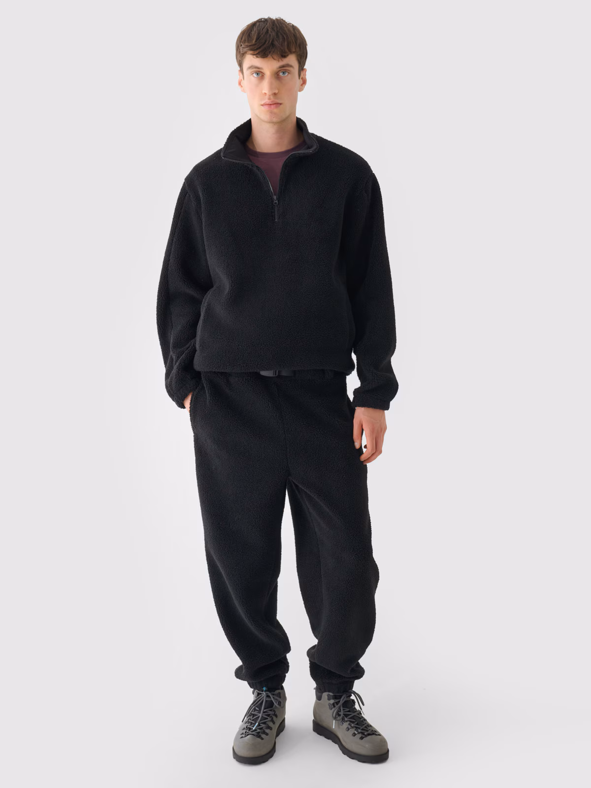 Spodnie sherpa joggery męskie Outhorn - granatowe