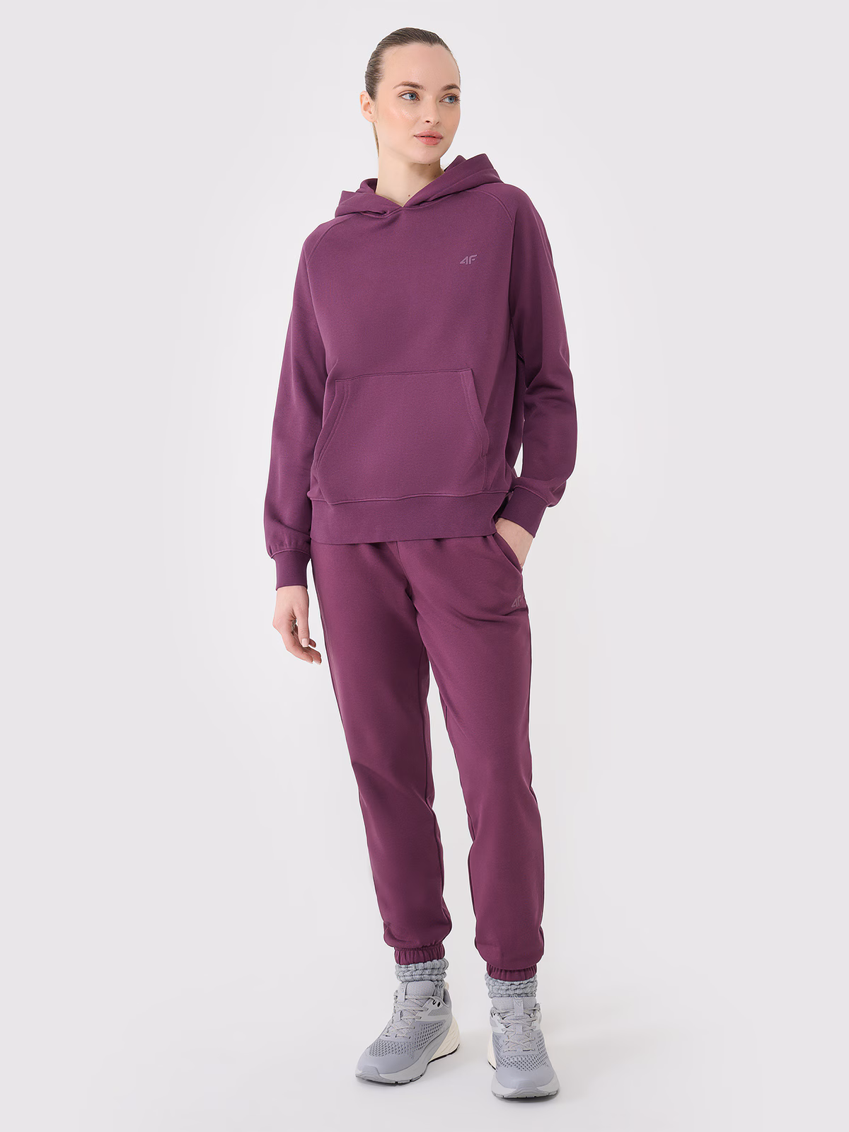 Spodnie dresowe joggery damskie - fioletowe