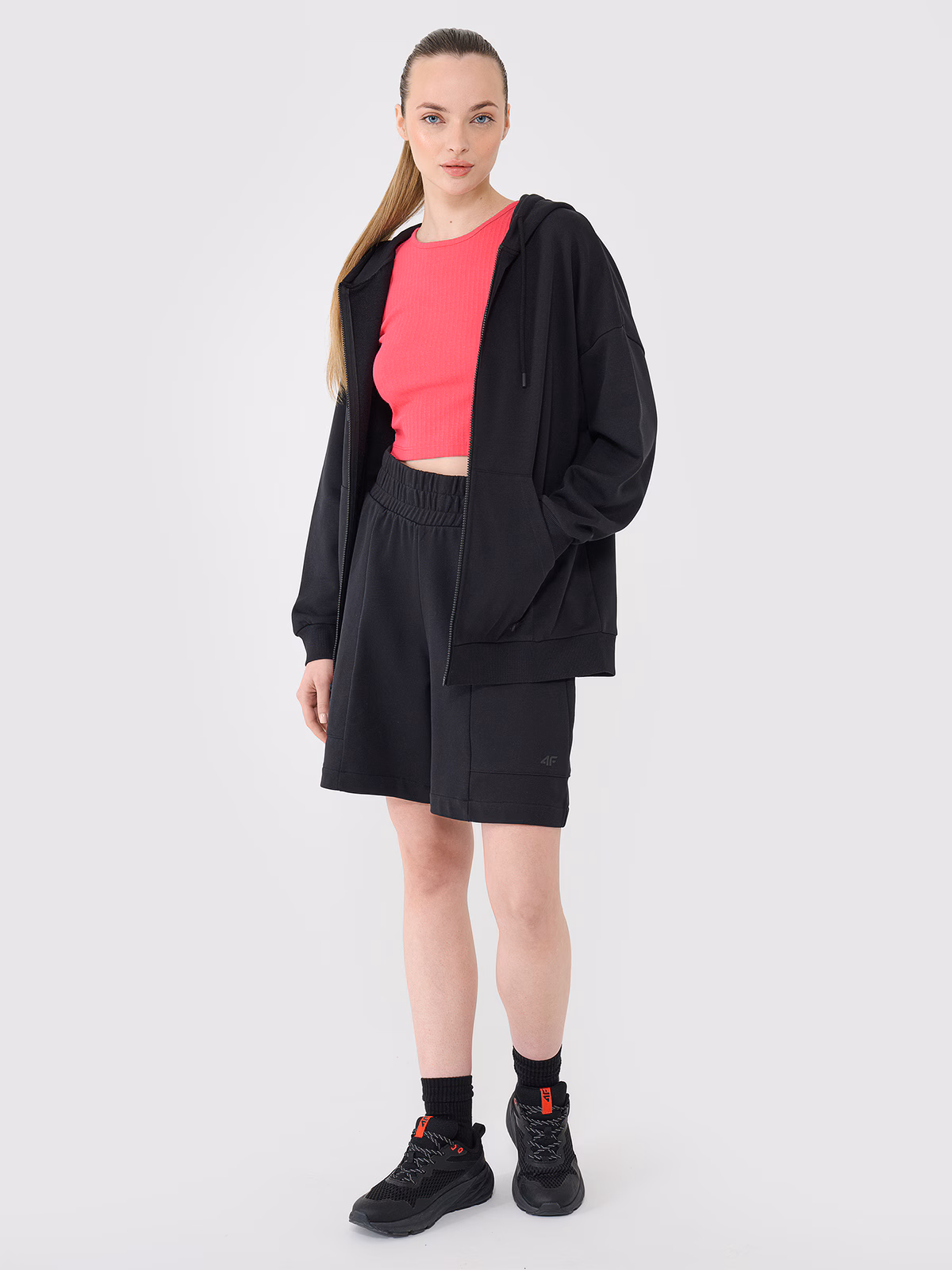 Spodenki dresowe damskie - czarne