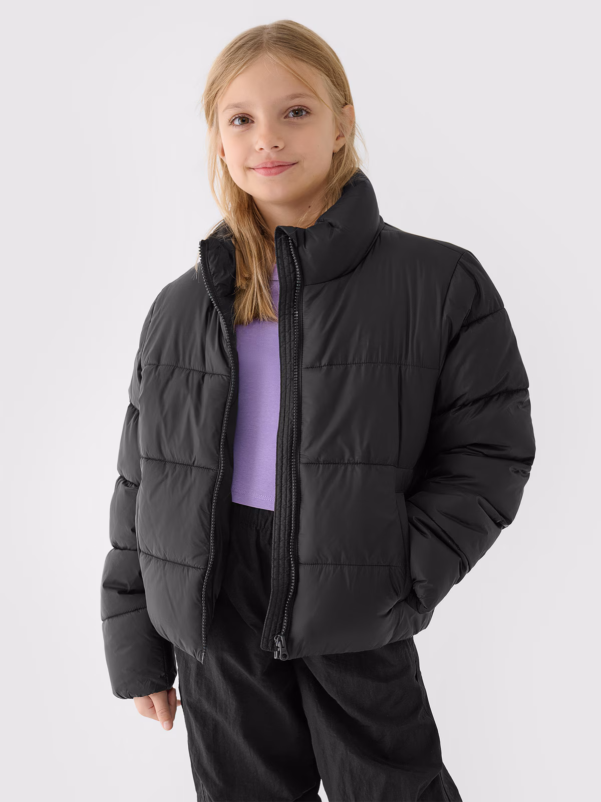 Kurtka puchowa z wypełnieniem syntetycznym dziecięca - czarna