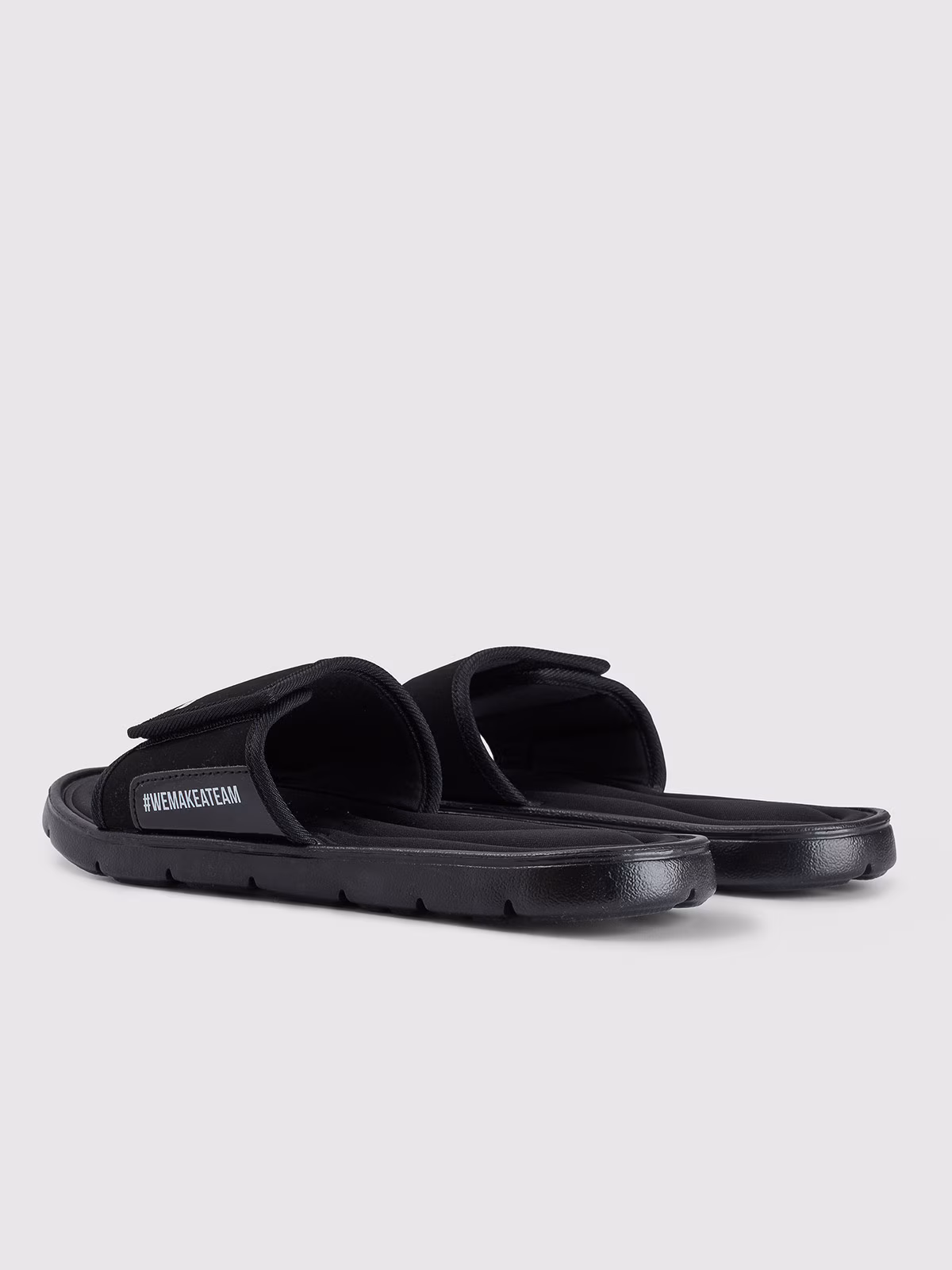 Klapki męskie - czarne