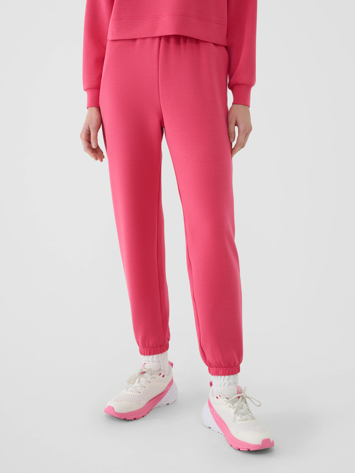 Spodnie dresowe joggery z modalem damskie - beżowe