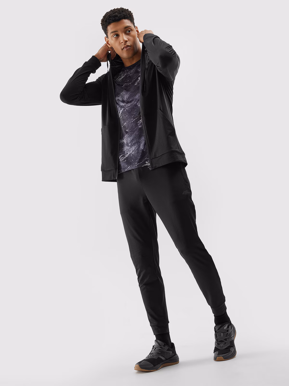 Bluza treningowa rozpinana z kapturem męska - czarna