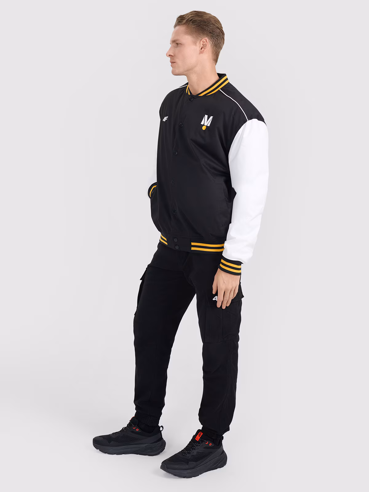 Kurtka przejściowa bomberka uniseks 4F x Drift Masters - czarna