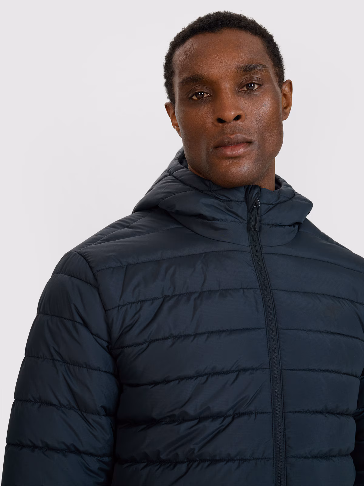 Kurtka puchowa z wypełnieniem syntetycznym męska - czarna