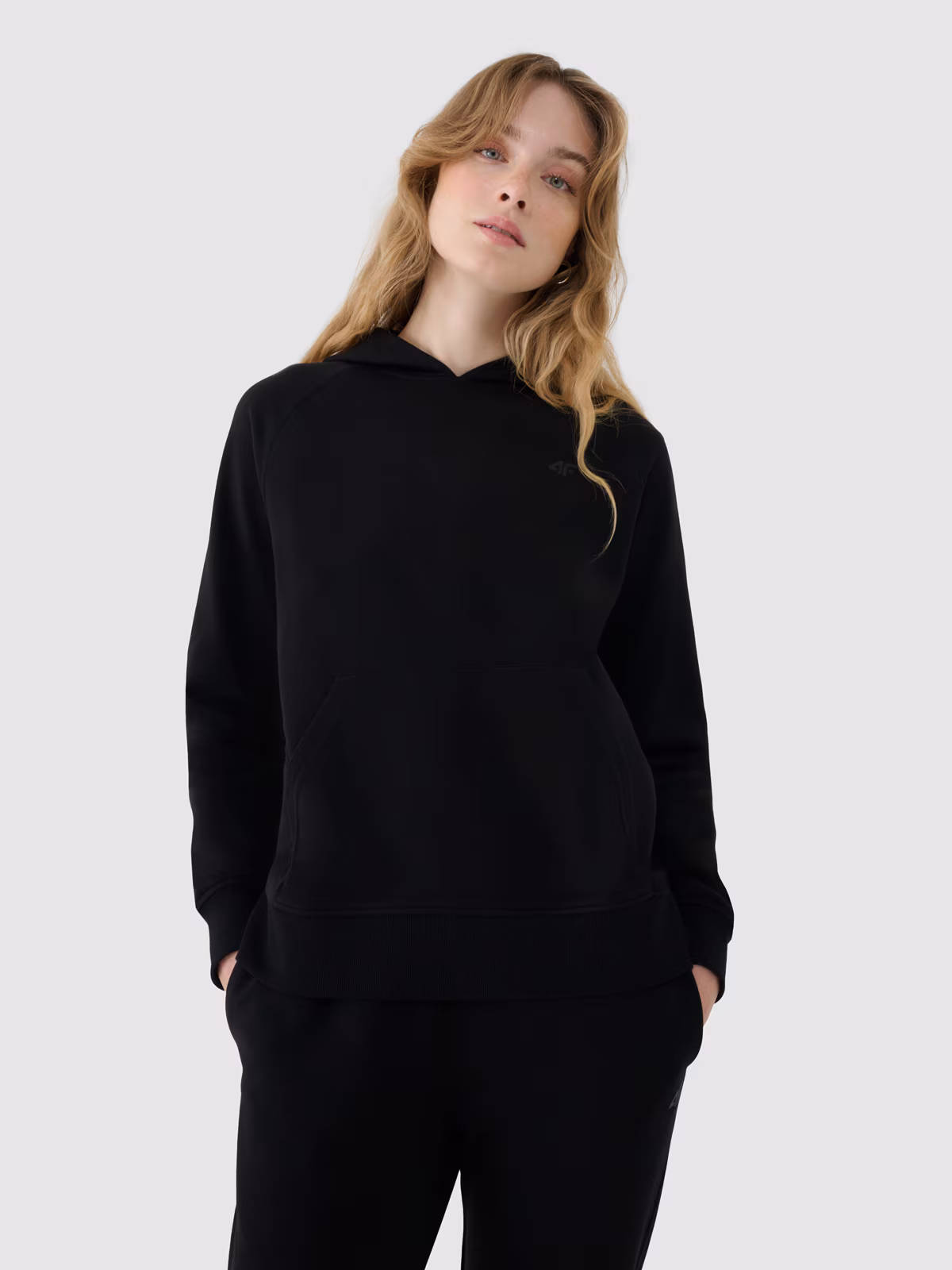 Bluza dresowa nierozpinana z kapturem damska - czarna