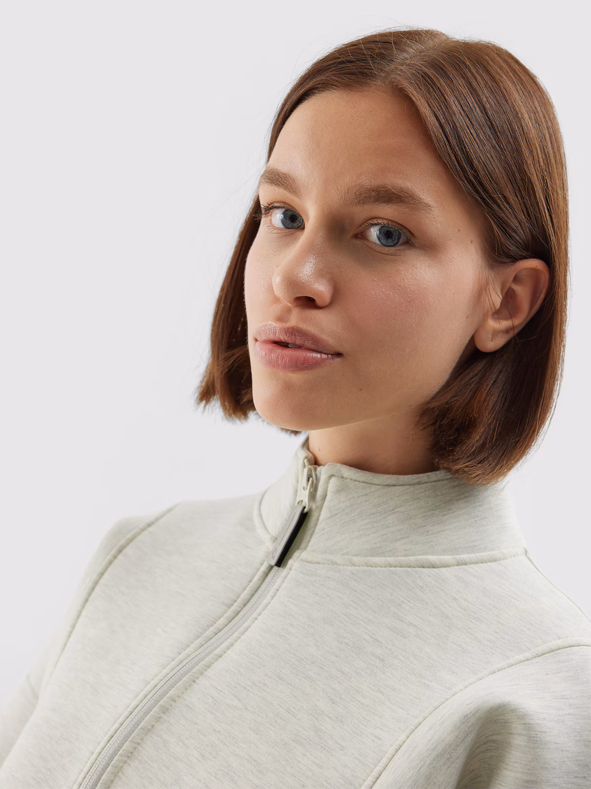 Bluza dresowa nierozpinana bez kaptura damska