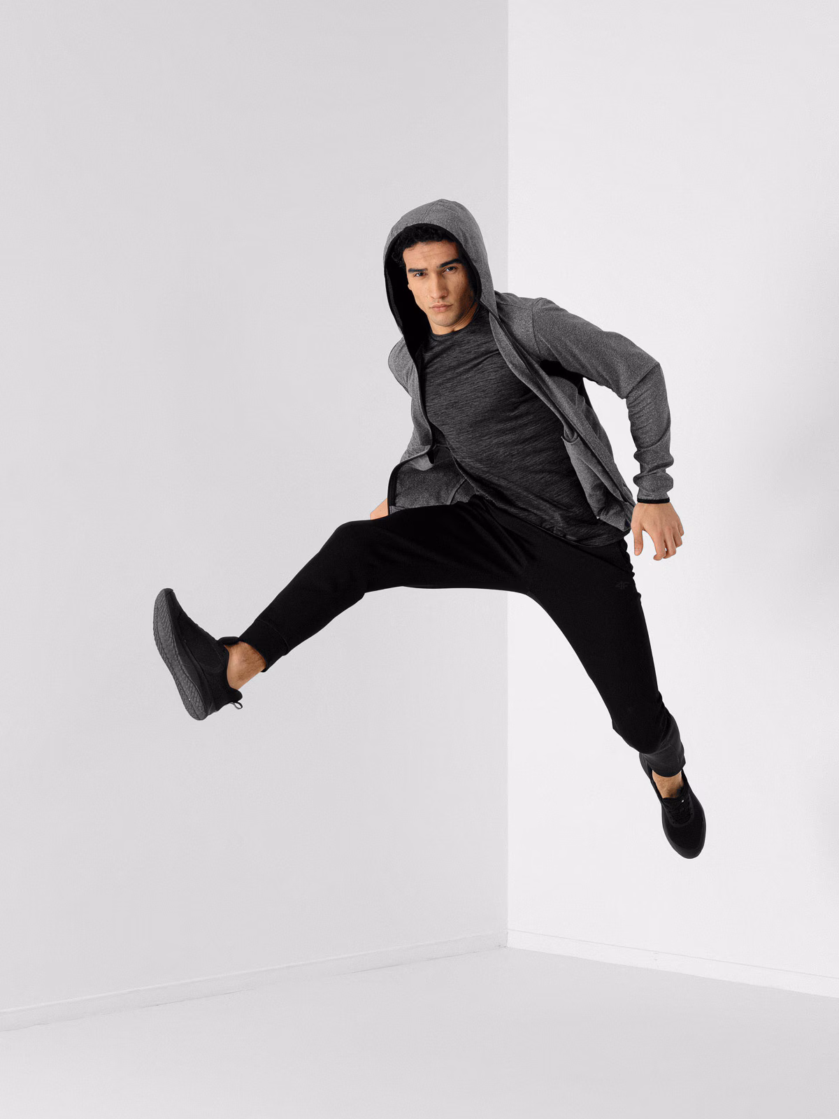 Bluza treningowa rozpinana z kapturem męska