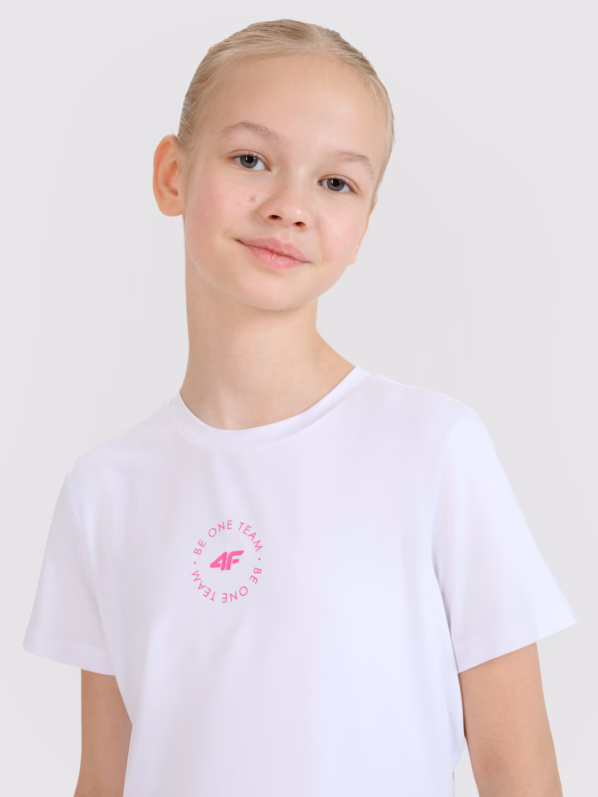 T-shirt sportowy regular gładki dziewczęcy - biały