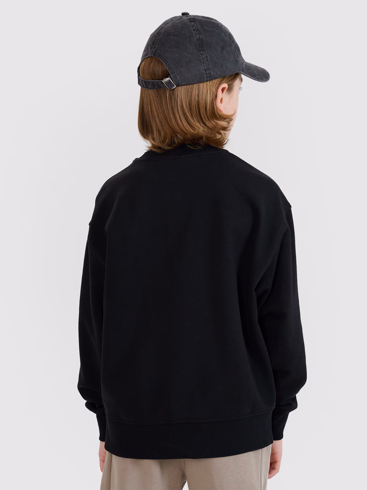 Bluza dresowa nierozpinana bez kaptura chłopięca - beżowa