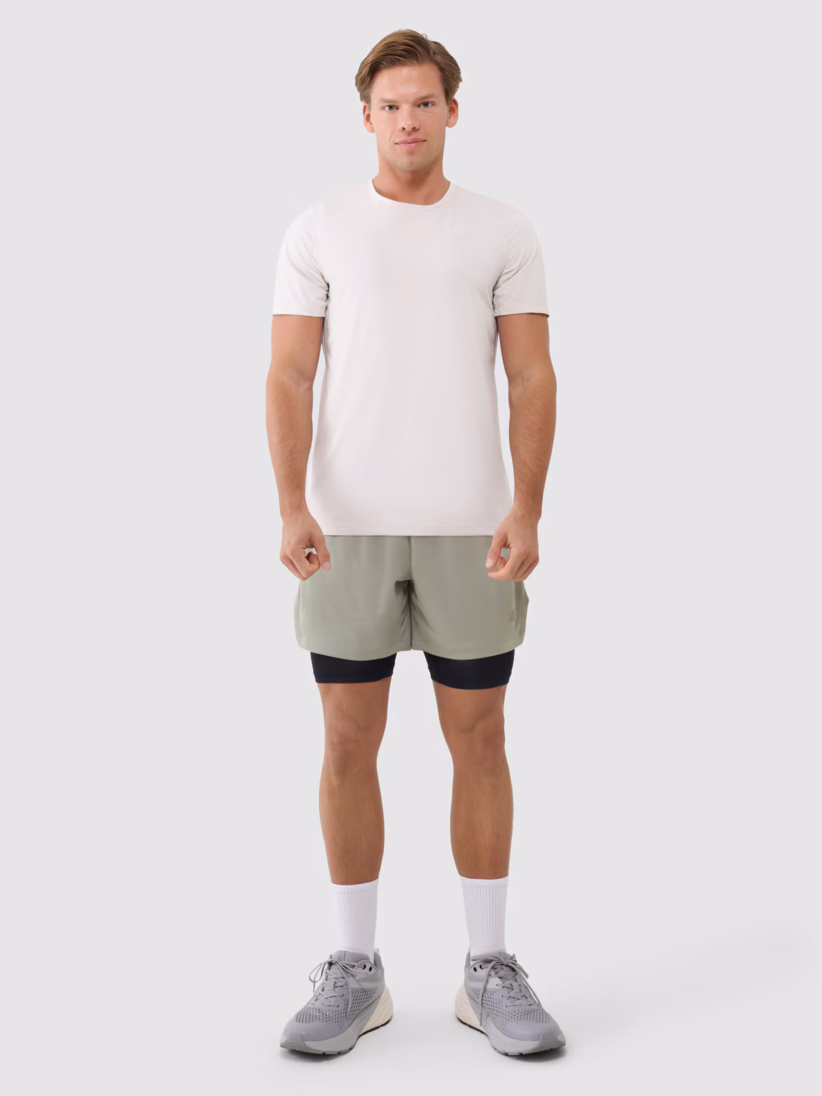 Koszulka treningowa regular szybkoschnąca męska - khaki