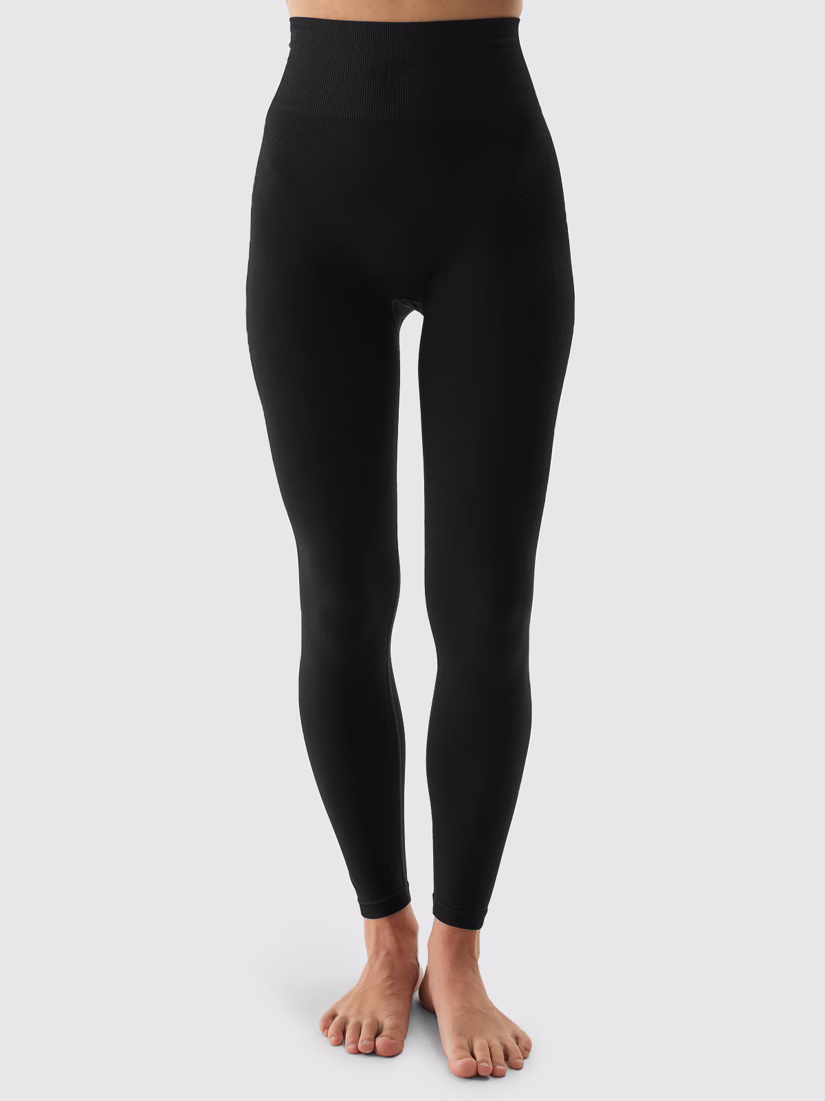 Bielizna termoaktywna bezszwowa (dół) damska - czarna