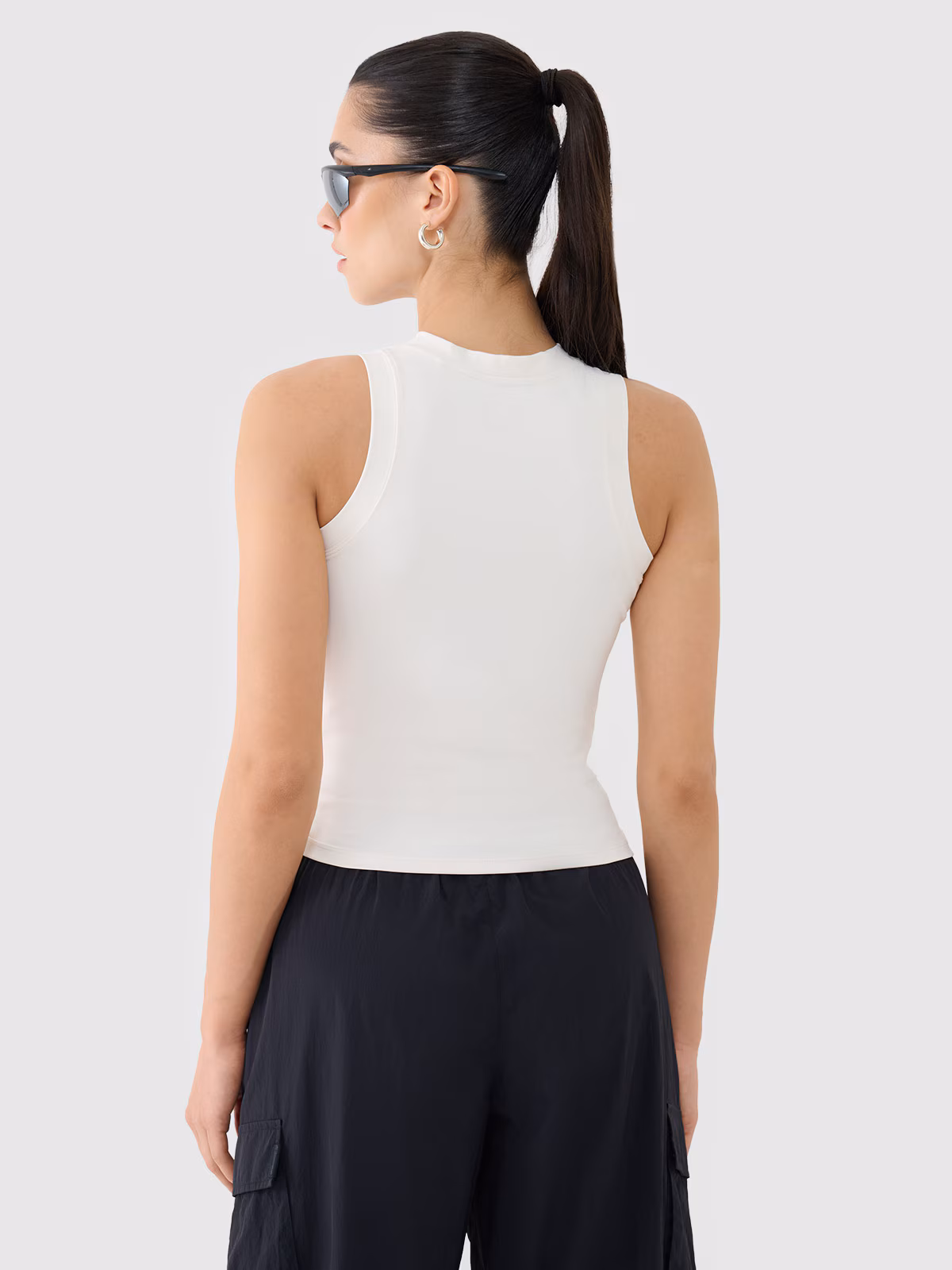 Crop-top slim damski - czarny